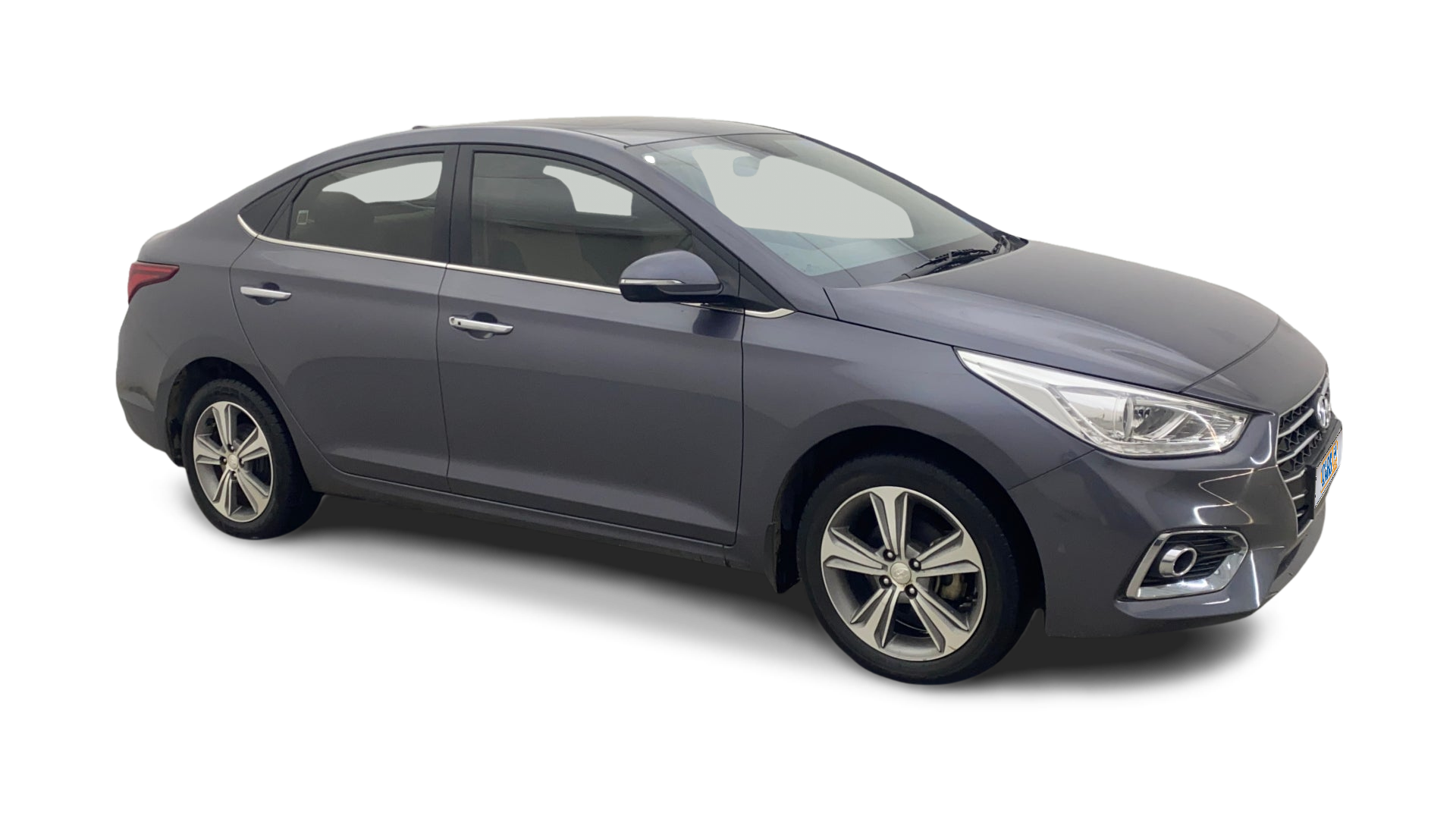 Hyundai Verna-img