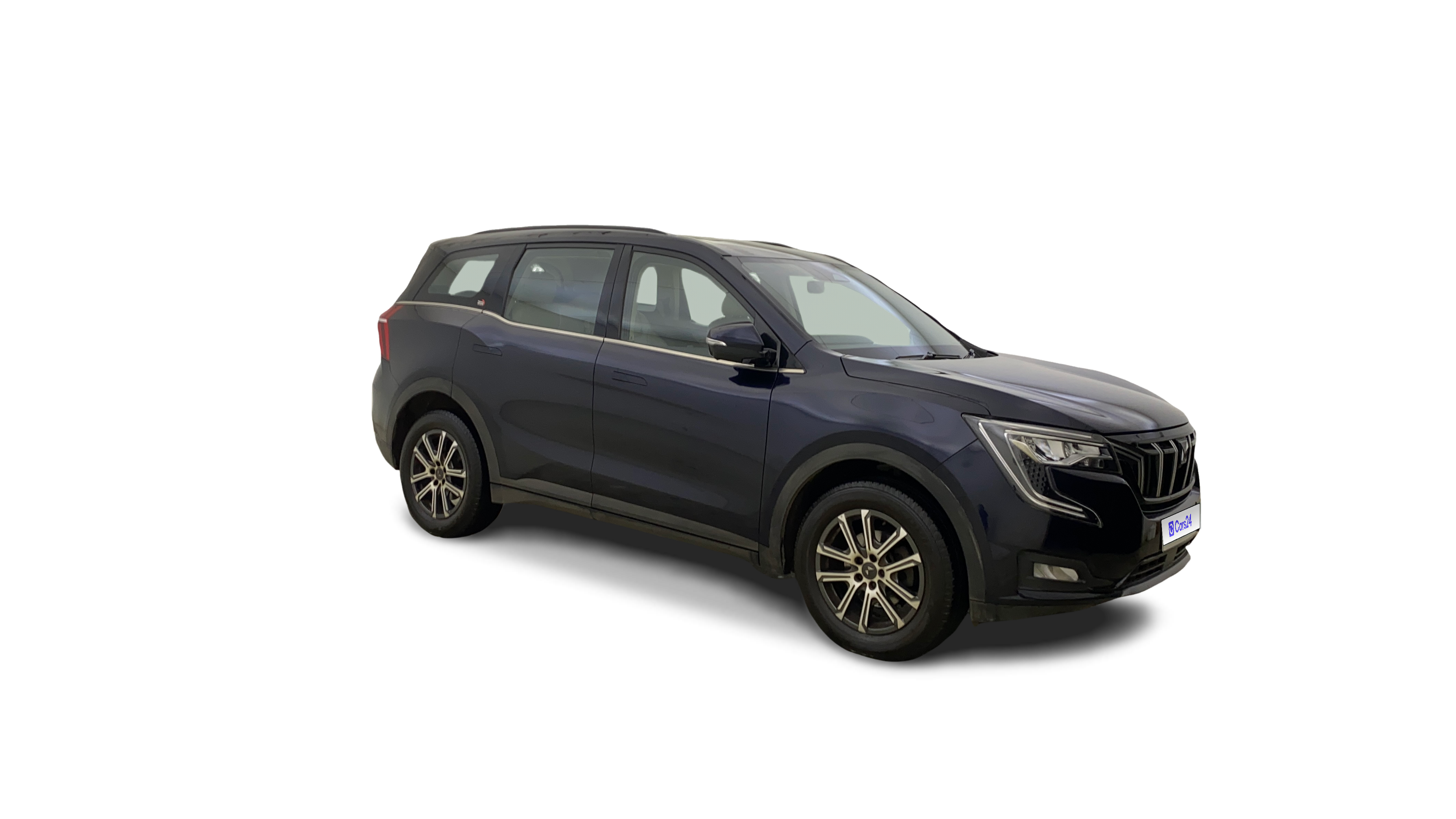 2022 Mahindra XUV700 - SUV - Petrol - Automatic - ₹17.86 lakh