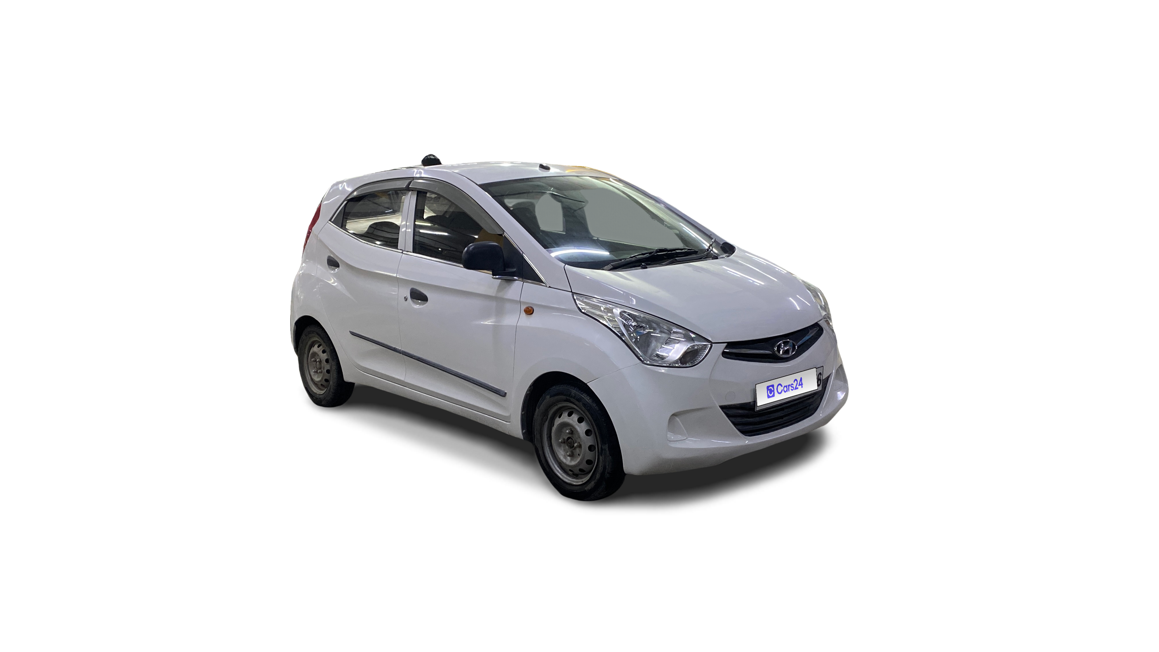 2018 Hyundai Eon - Hatchback - Petrol - Manual - ₹2.57 lakh
