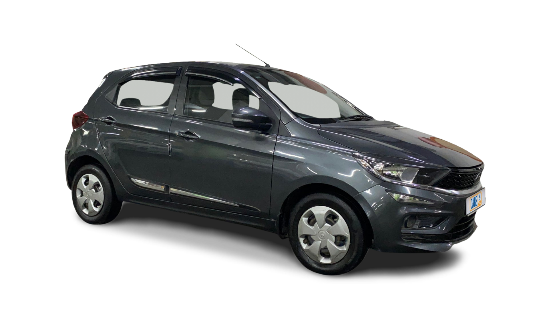 Tata Tiago-img