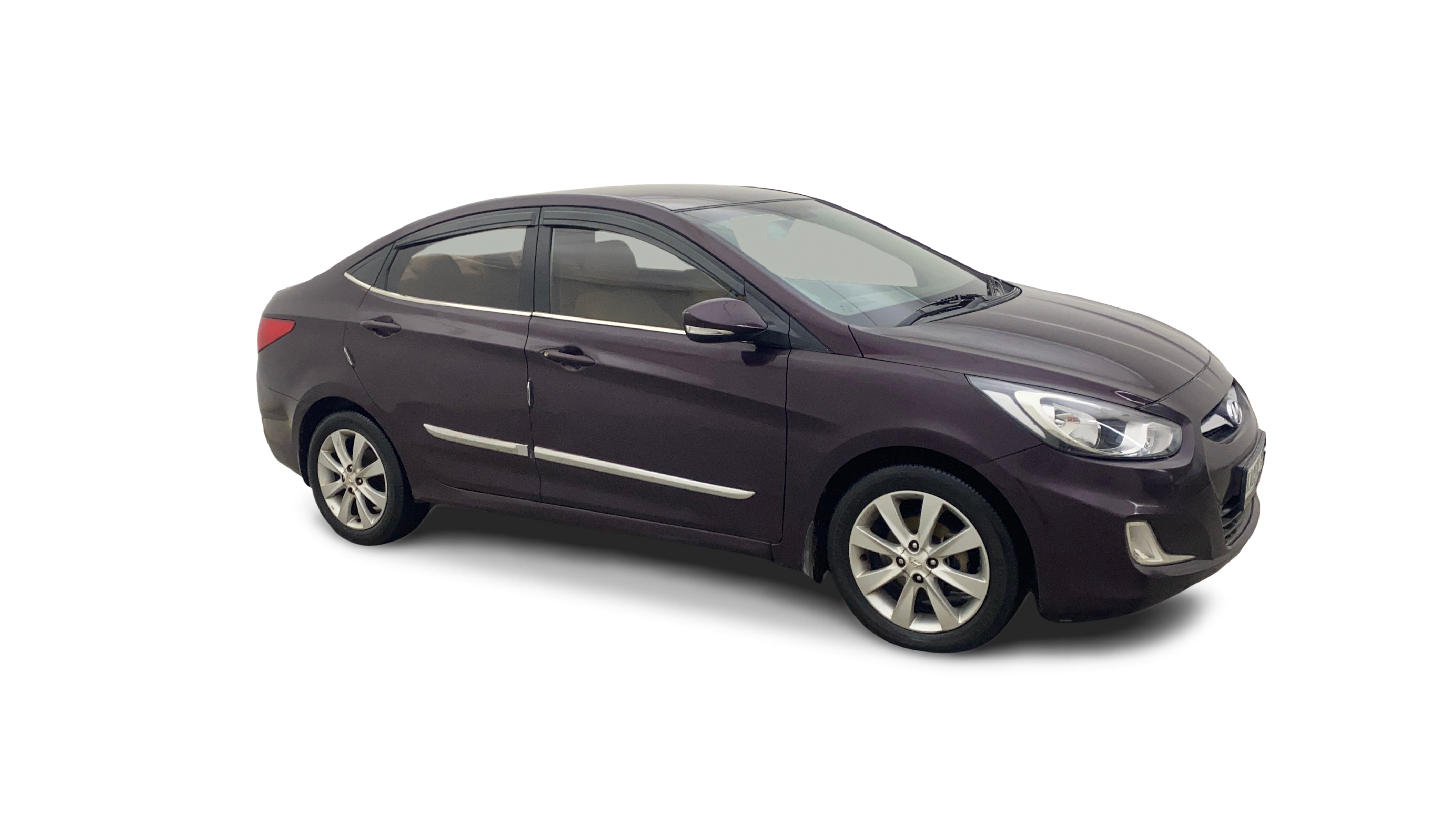 Hyundai Verna-img