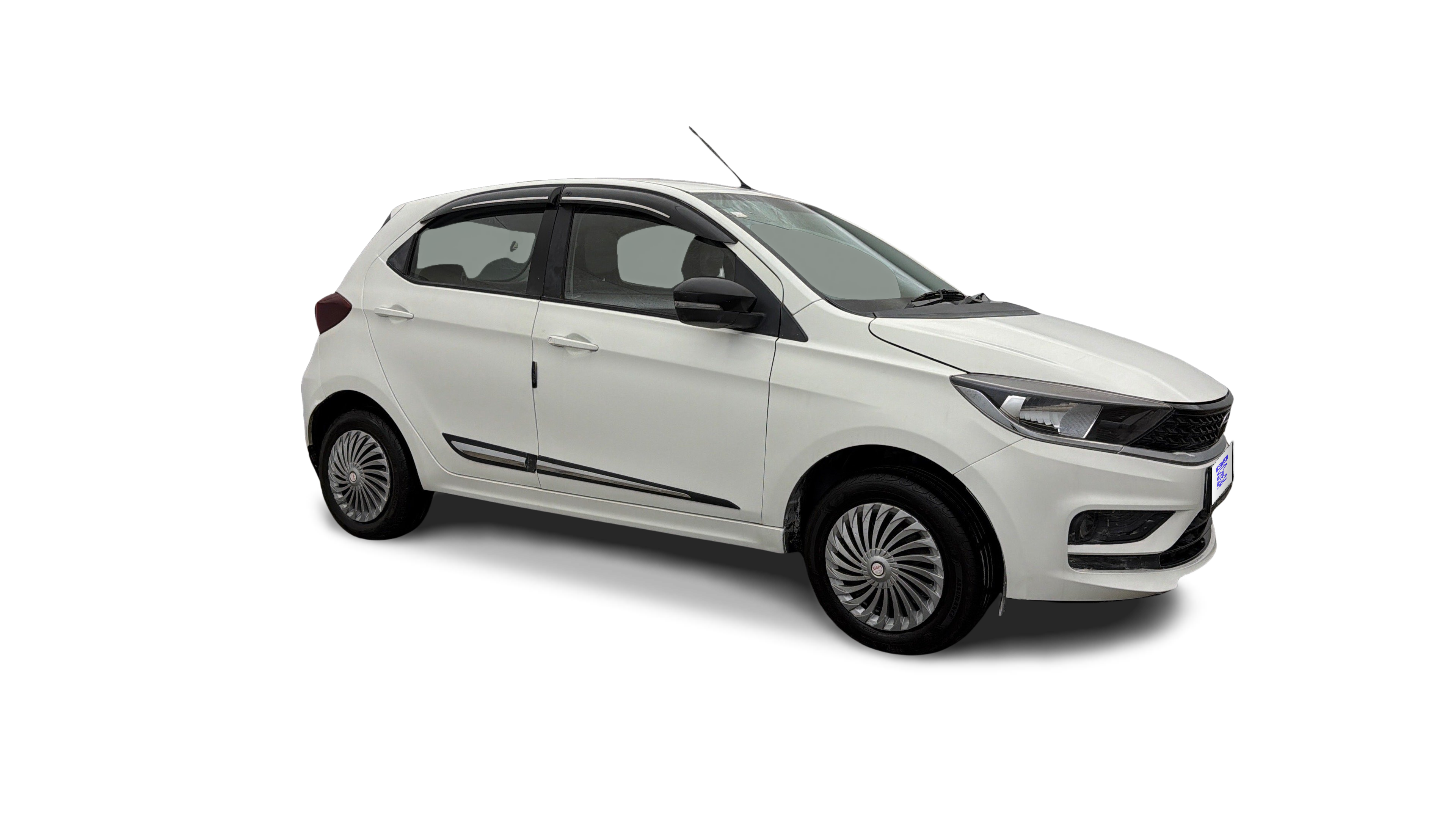 2022 Tata Tiago - Hatchback - Petrol - Manual - ₹3.95 lakh