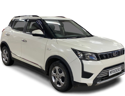 Mahindra XUV300-img