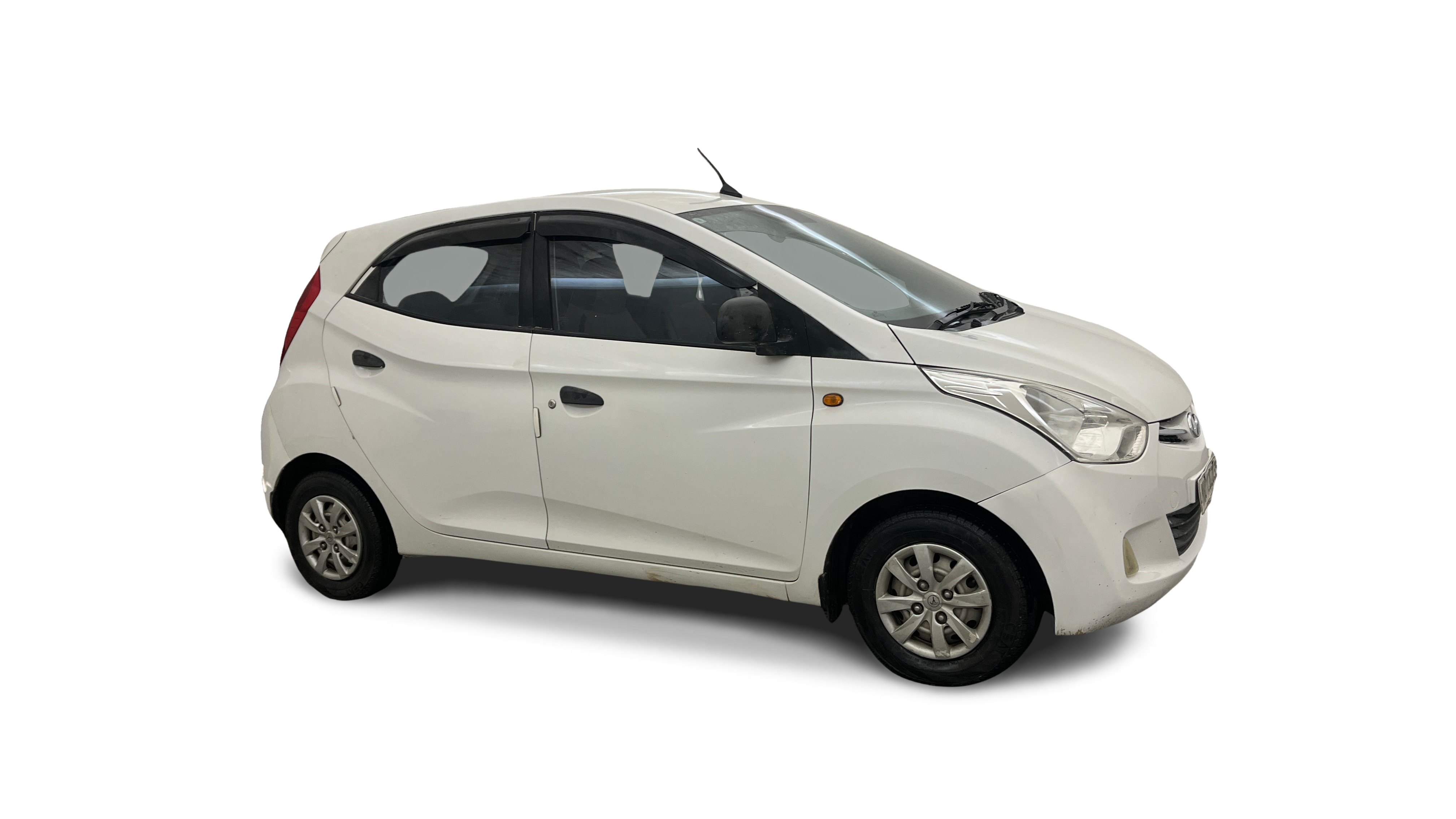 2015 Hyundai Eon - Hatchback - Petrol - Manual - ₹1.83 lakh