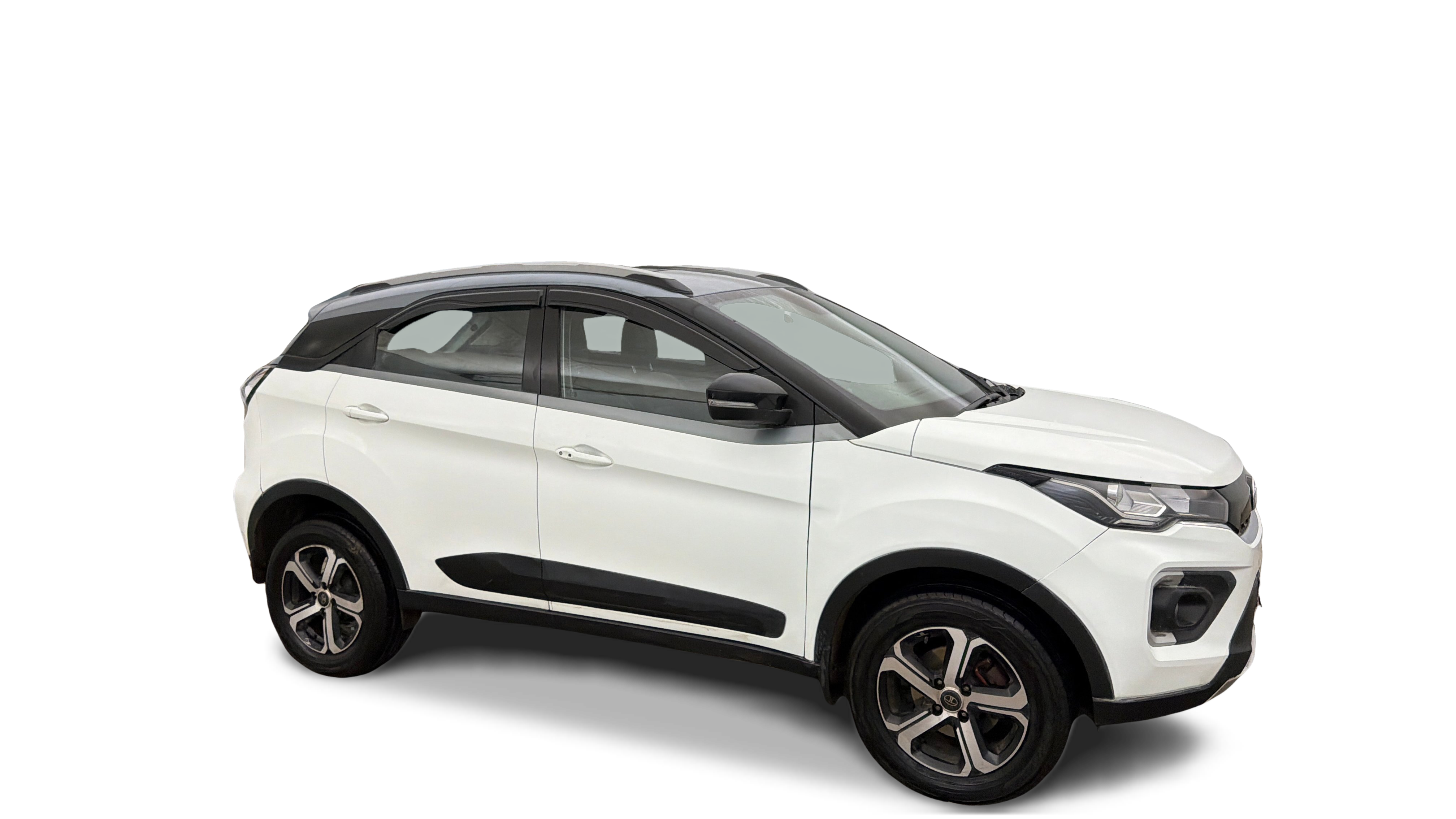 2022 Tata NEXON - SUV - Diesel - Automatic - ₹6.11 lakh