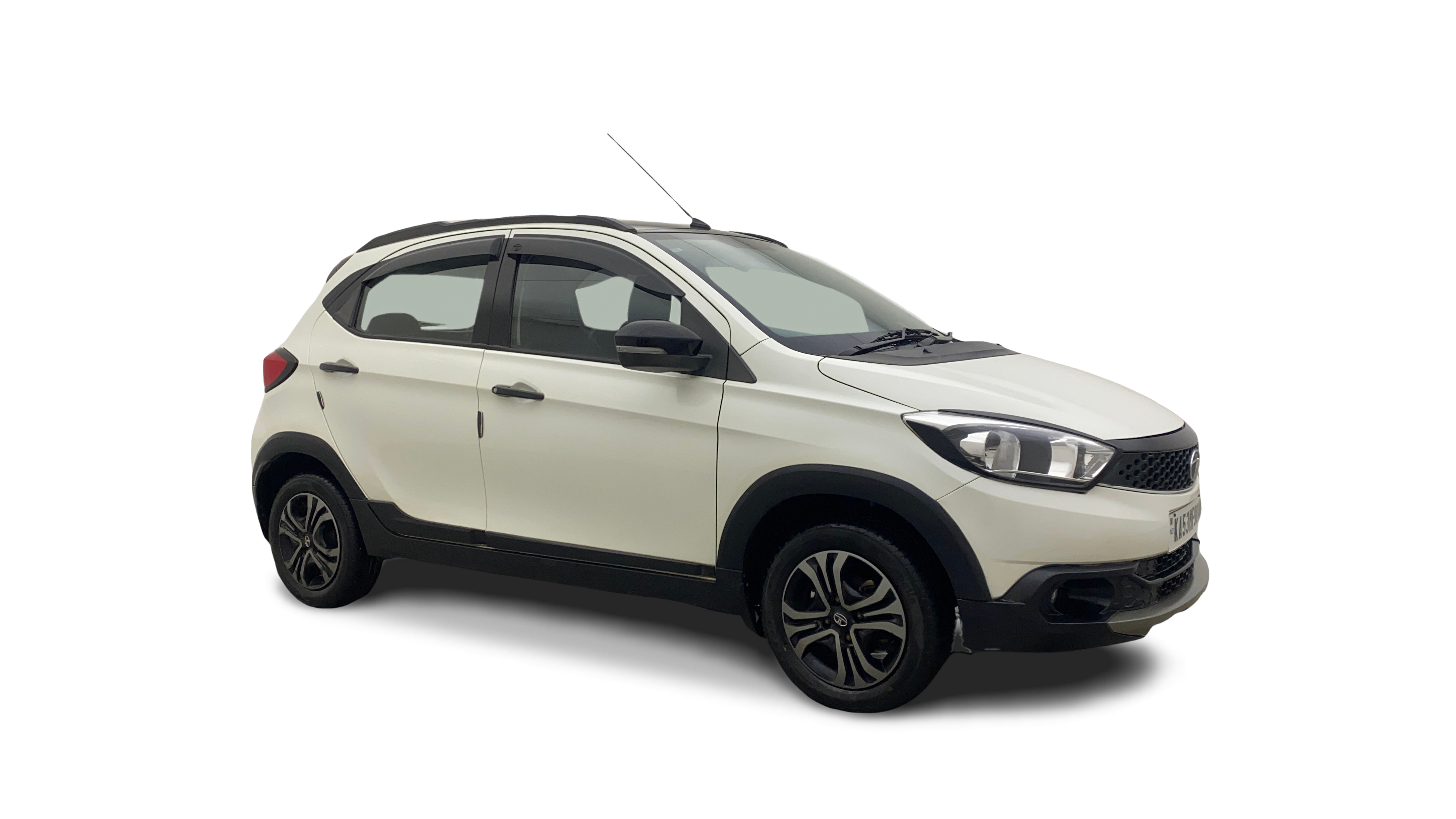 Tata TIAGO NRG-img