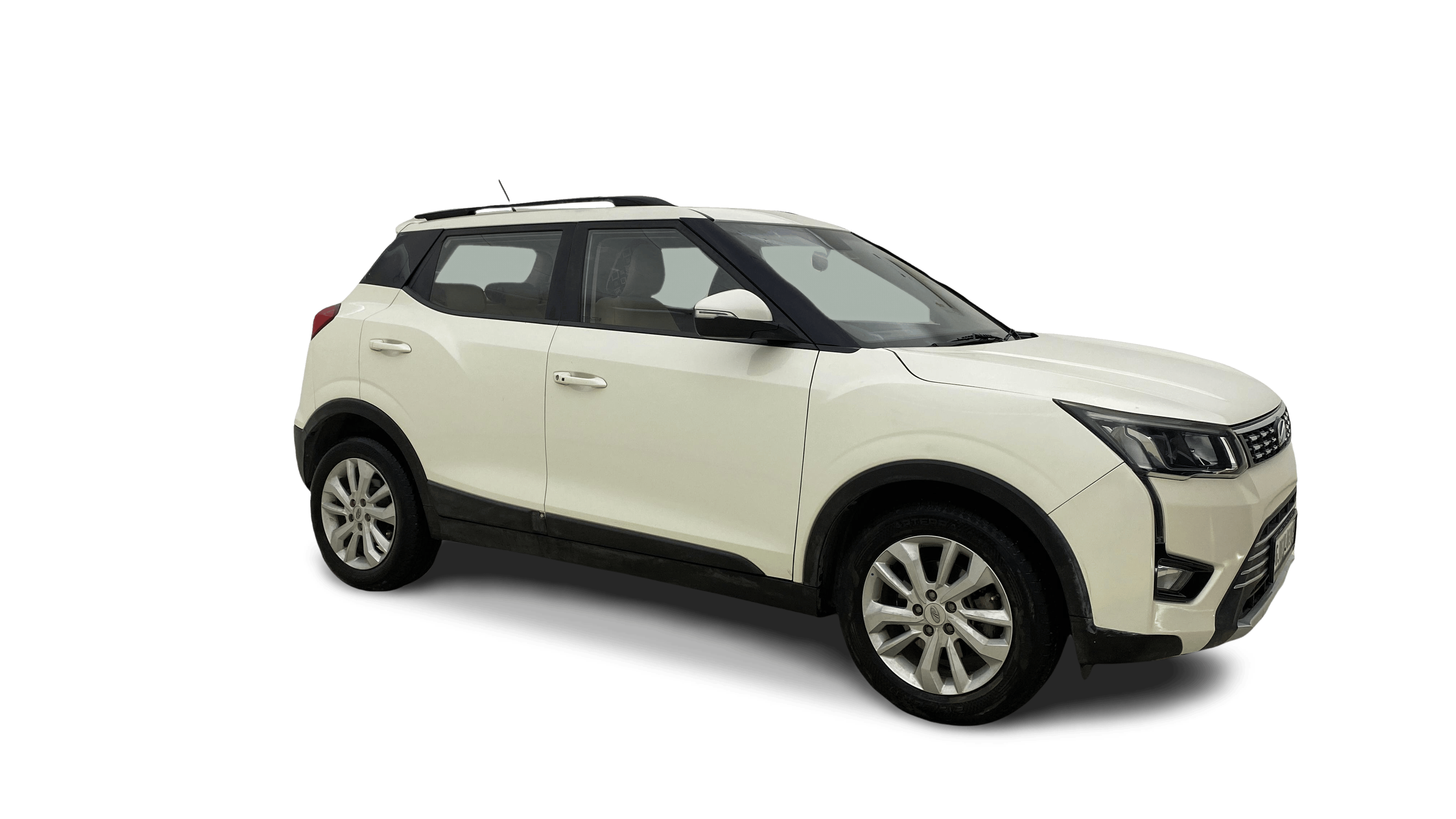 2020 Mahindra XUV300 - SUV - Diesel - Manual - ₹6.56 lakh