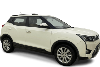 2020 Mahindra XUV300 - SUV - Diesel - Manual - ₹6.56 lakh