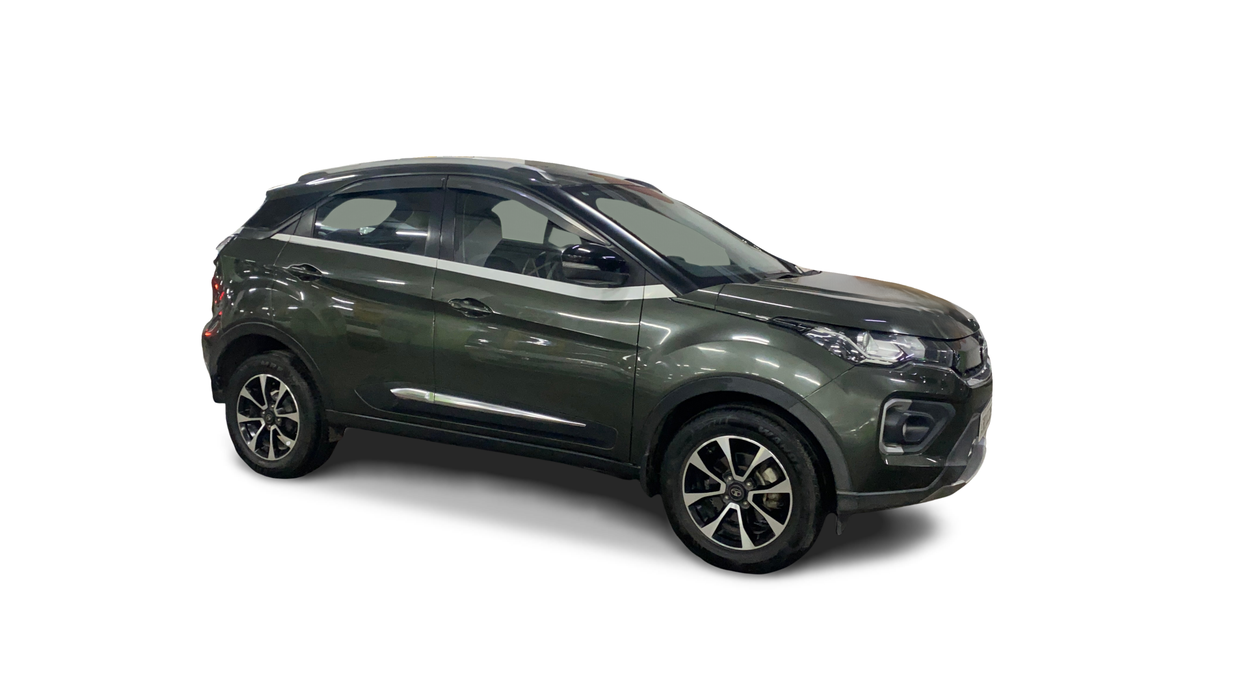 Tata NEXON-img