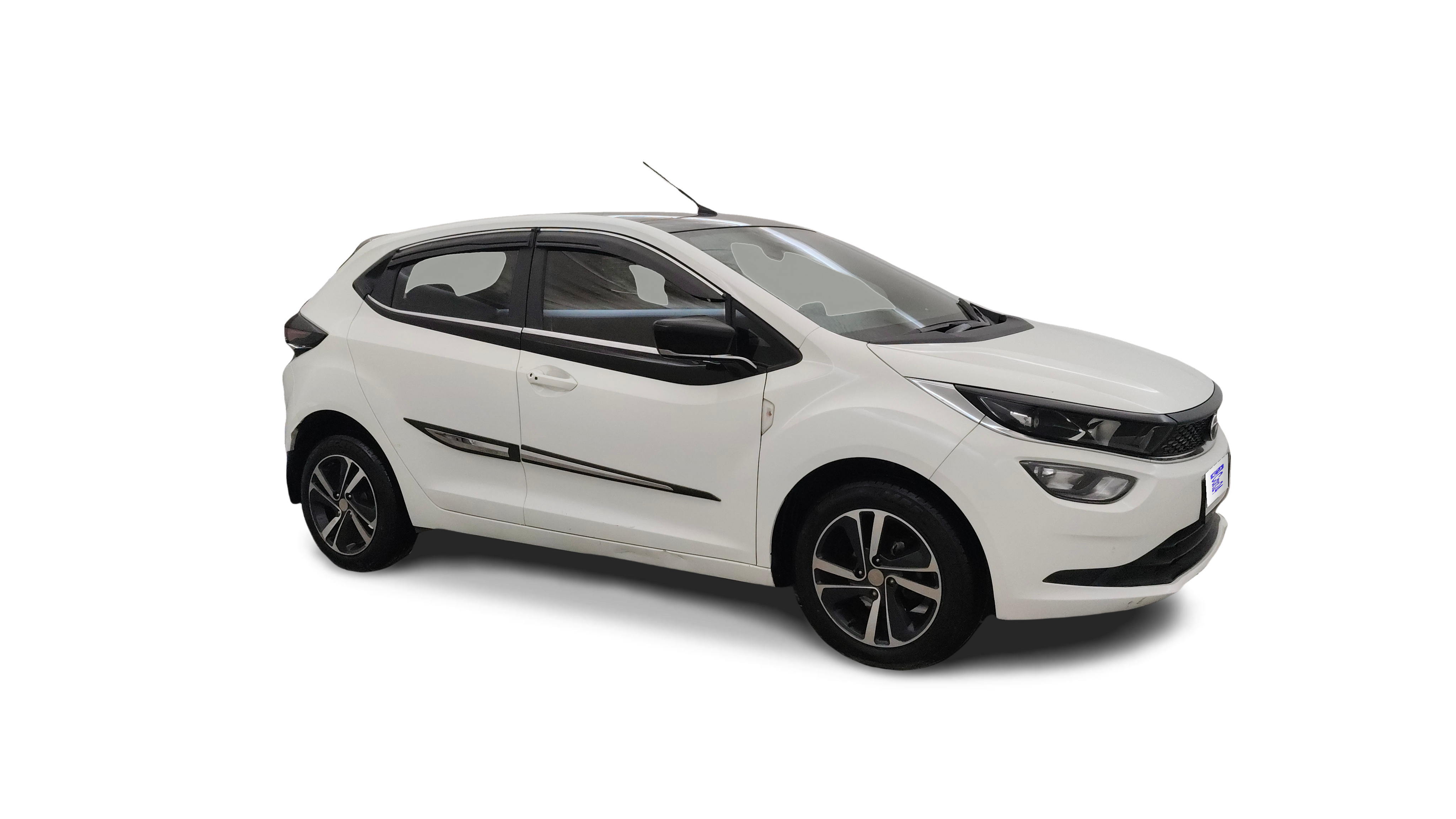 2023 Tata ALTROZ - Hatchback - Petrol - Manual - ₹6.80 lakh