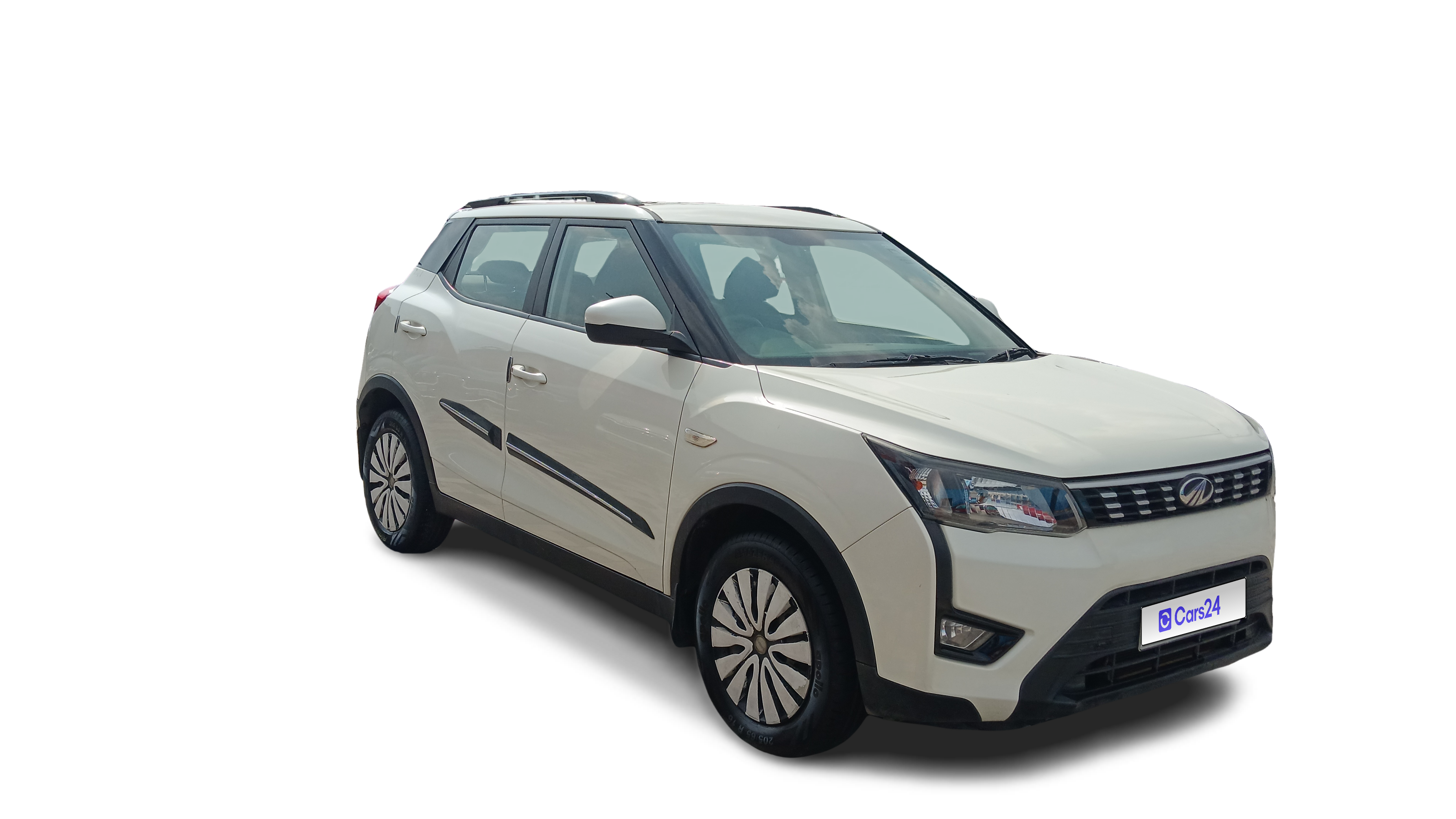 2021 Mahindra XUV300 - SUV - Diesel - Manual - ₹6.76 lakh