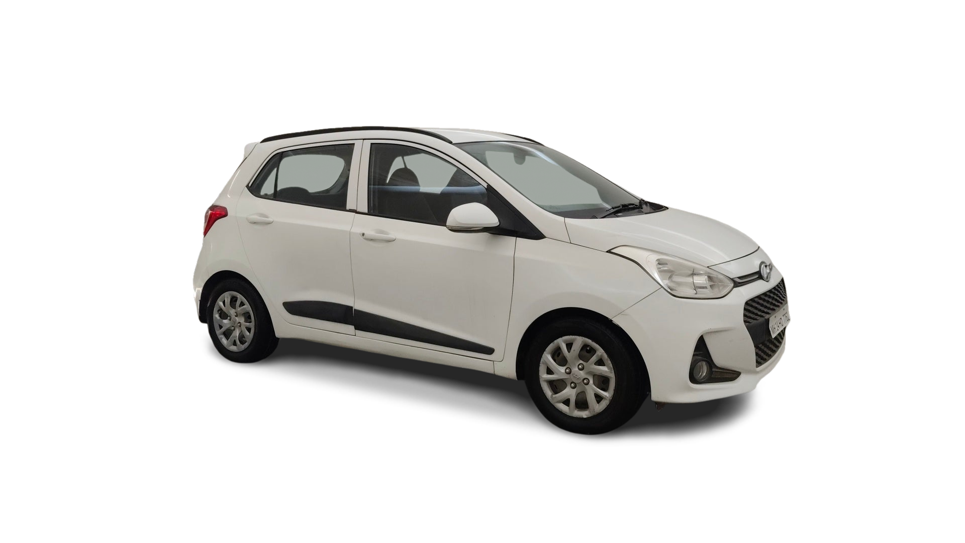 2018 Hyundai Grand i10 - Hatchback - Petrol - Manual - ₹4.00 lakh