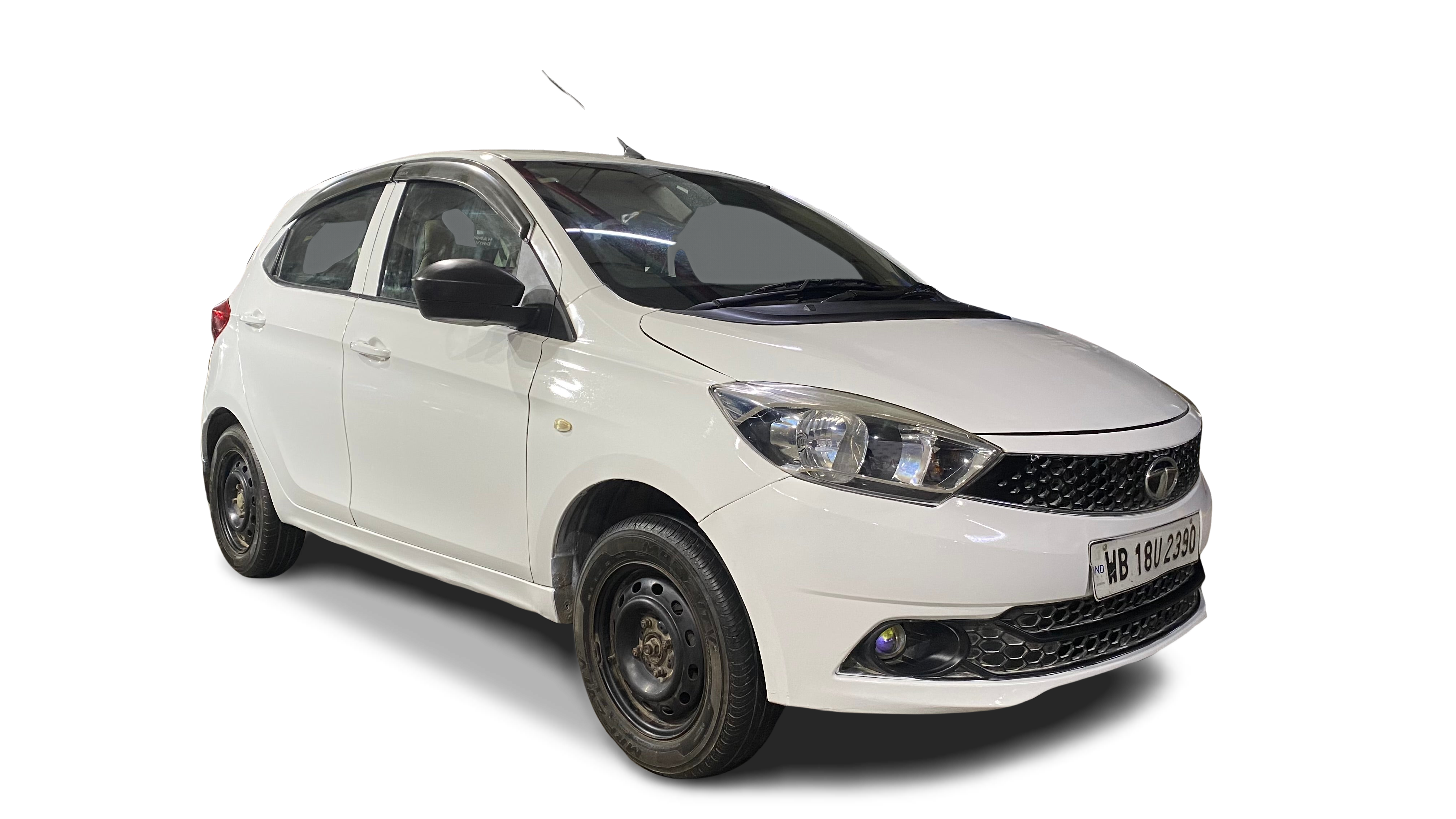 Tata Tiago-img