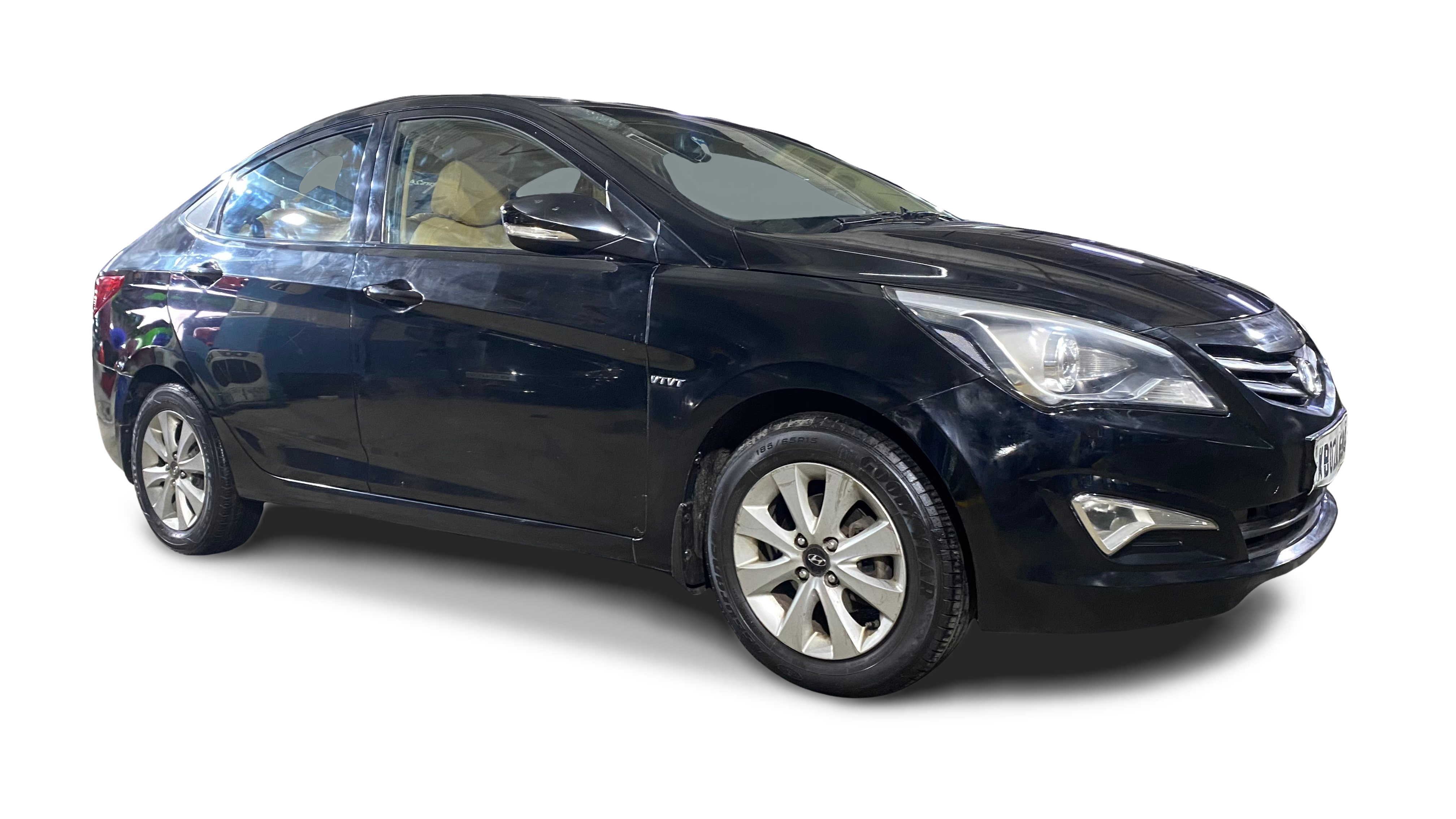 2015 Hyundai Verna - Sedan - Petrol - Manual - ₹3.07 lakh