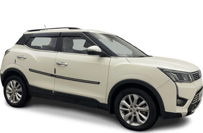 2020 Mahindra XUV300 - SUV - Diesel - Manual - ₹7.26 lakh