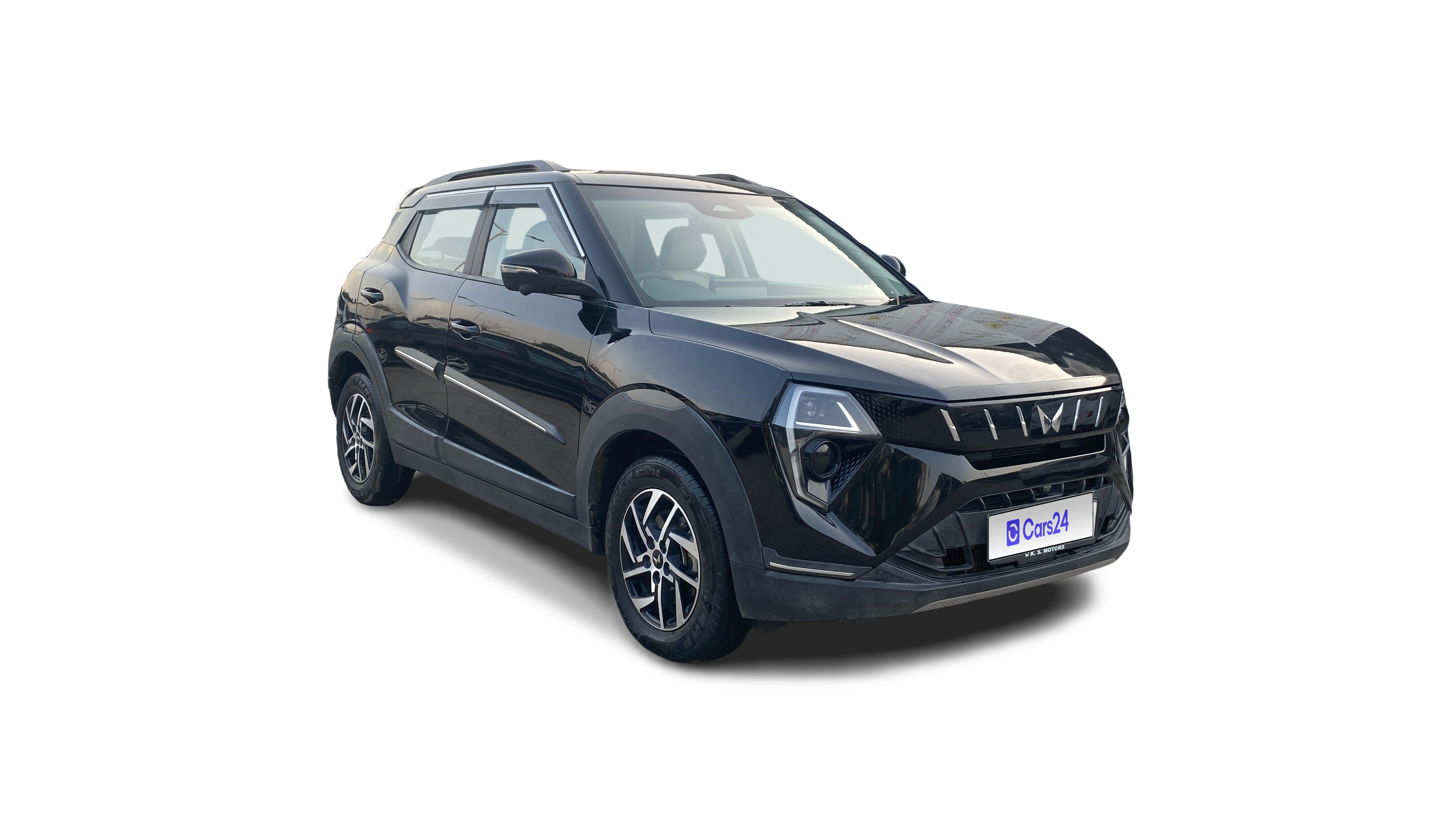 2024 Mahindra XUV 3XO - SUV - Petrol - Manual - ₹9.70 lakh