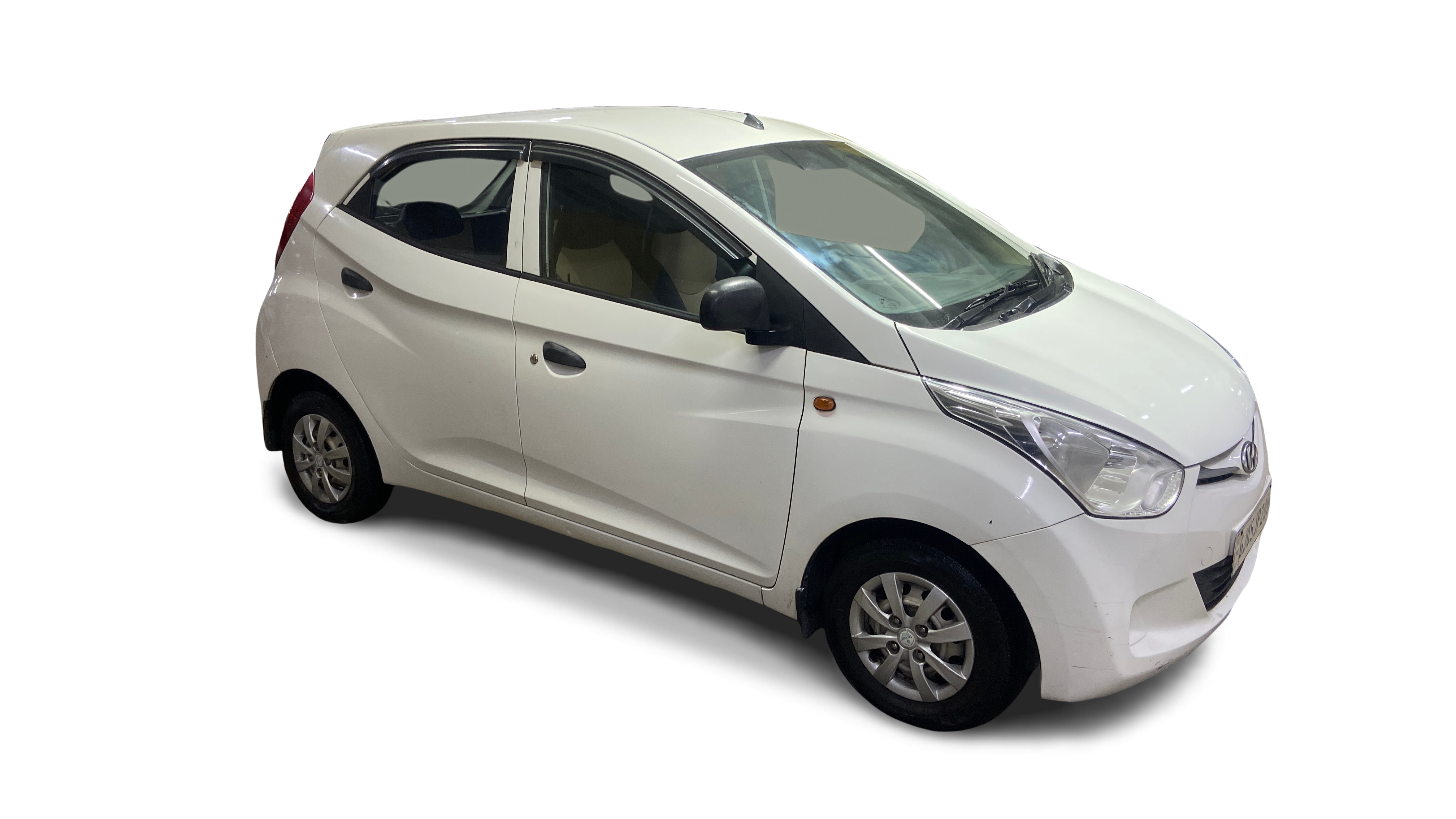 2016 Hyundai Eon - Hatchback - Petrol - Manual - ₹2.20 lakh