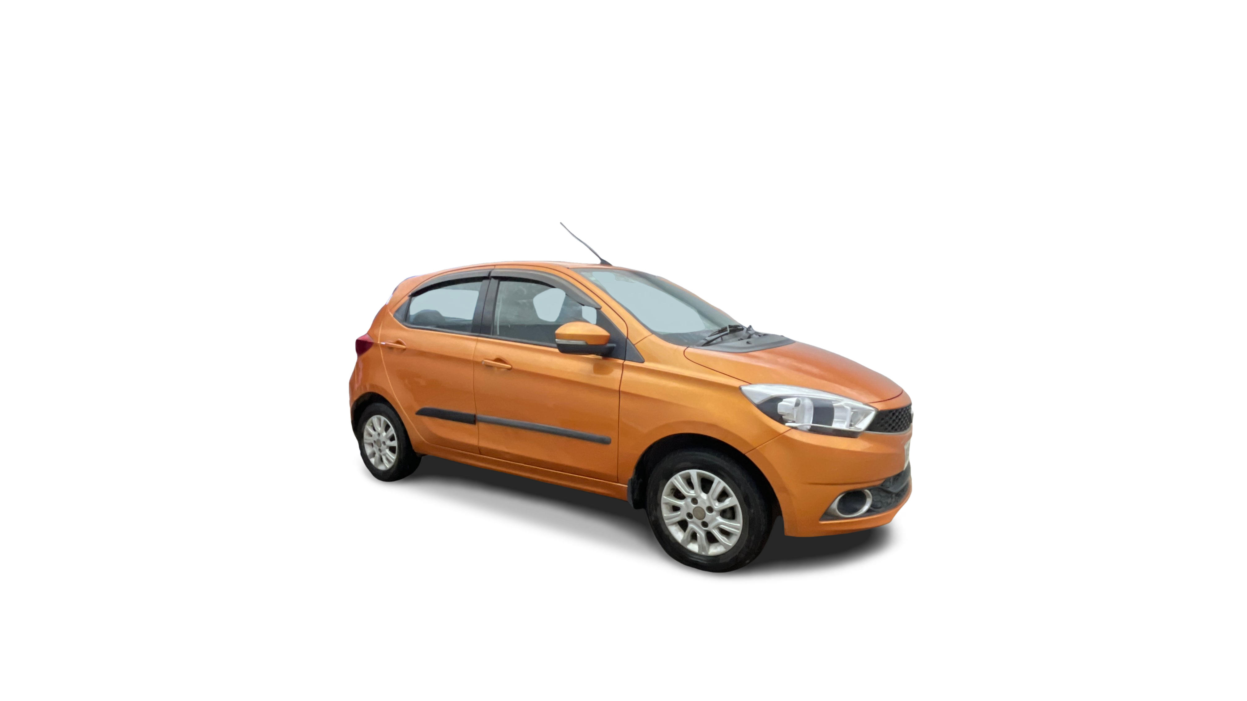 2018 Tata Tiago - Hatchback - Petrol - Manual - ₹3.15 lakh