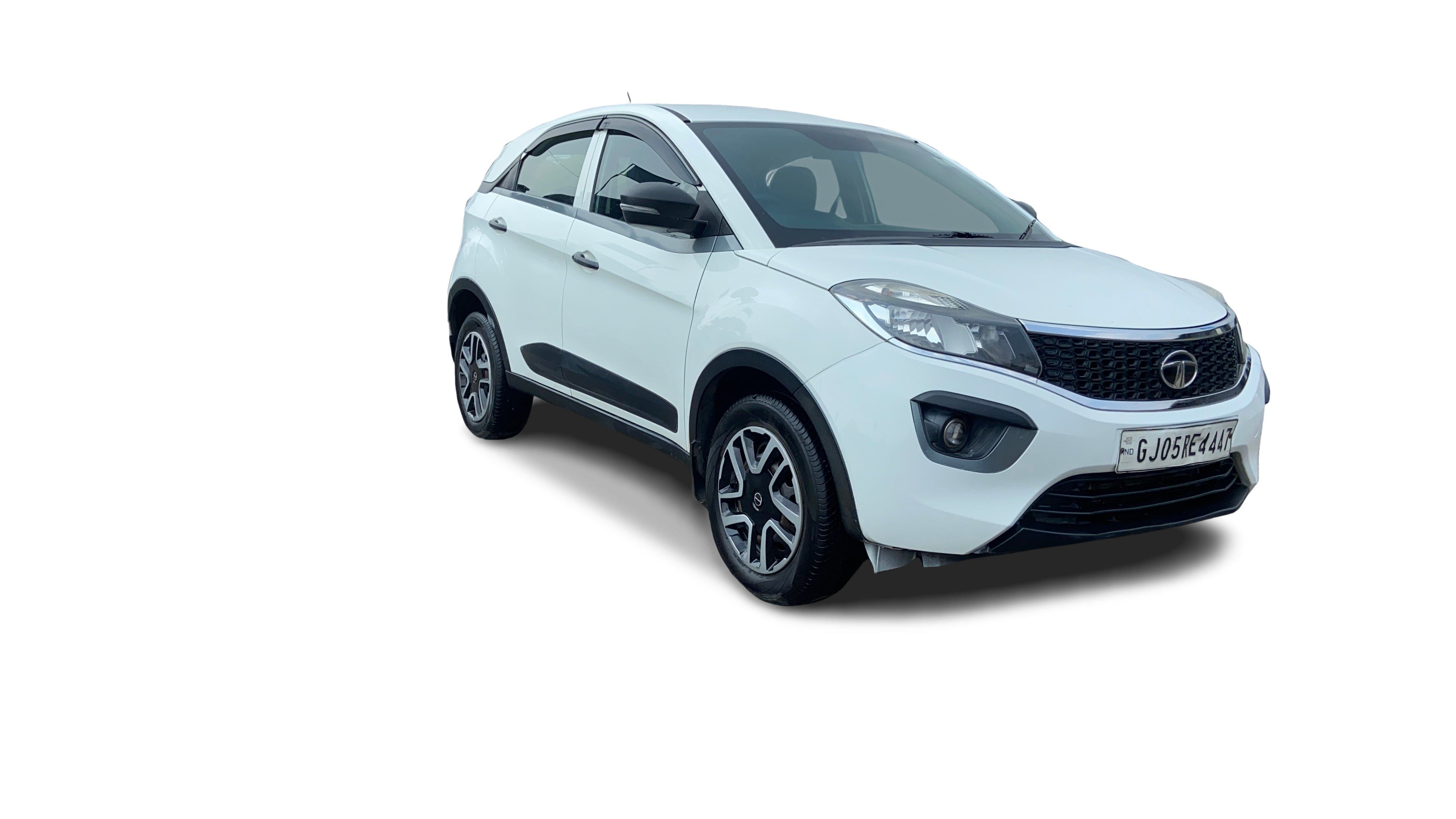 2018 Tata NEXON - SUV - Petrol - Manual - ₹4.00 lakh