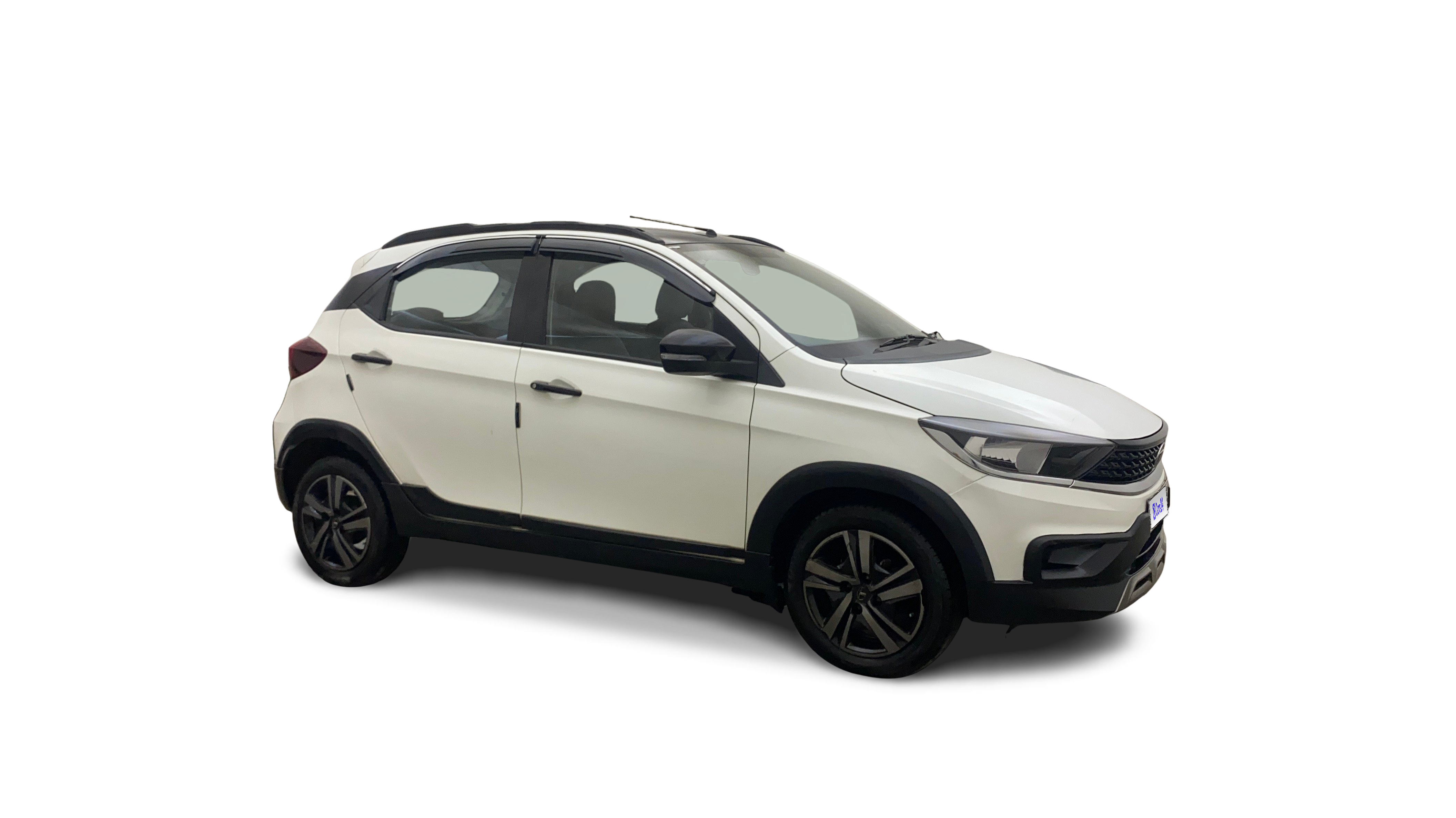 2022 Tata TIAGO NRG - Hatchback - Petrol - Manual - ₹5.00 lakh