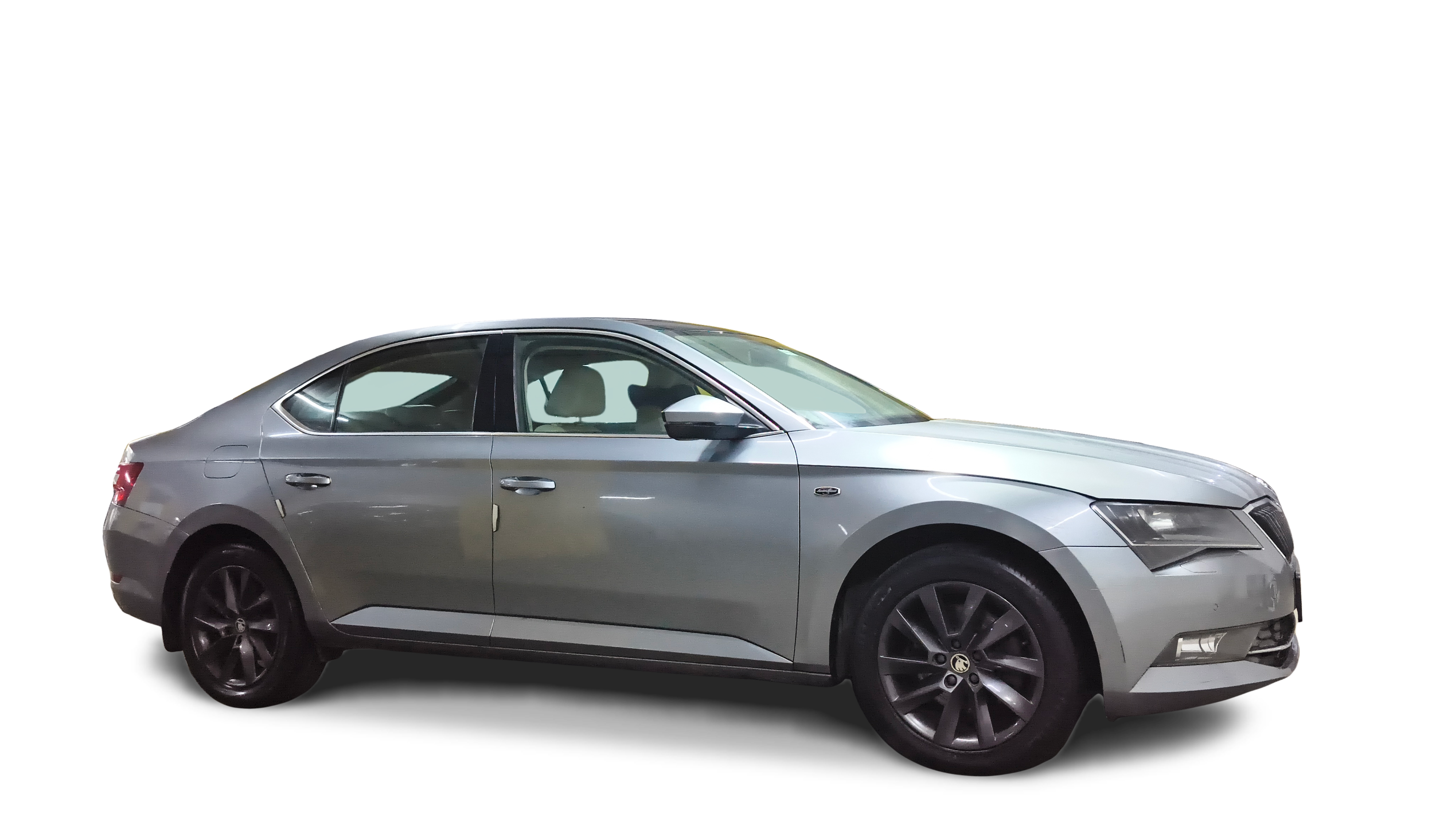 2017 Skoda Superb - Sedan - Petrol - Automatic - ₹10.88 lakh