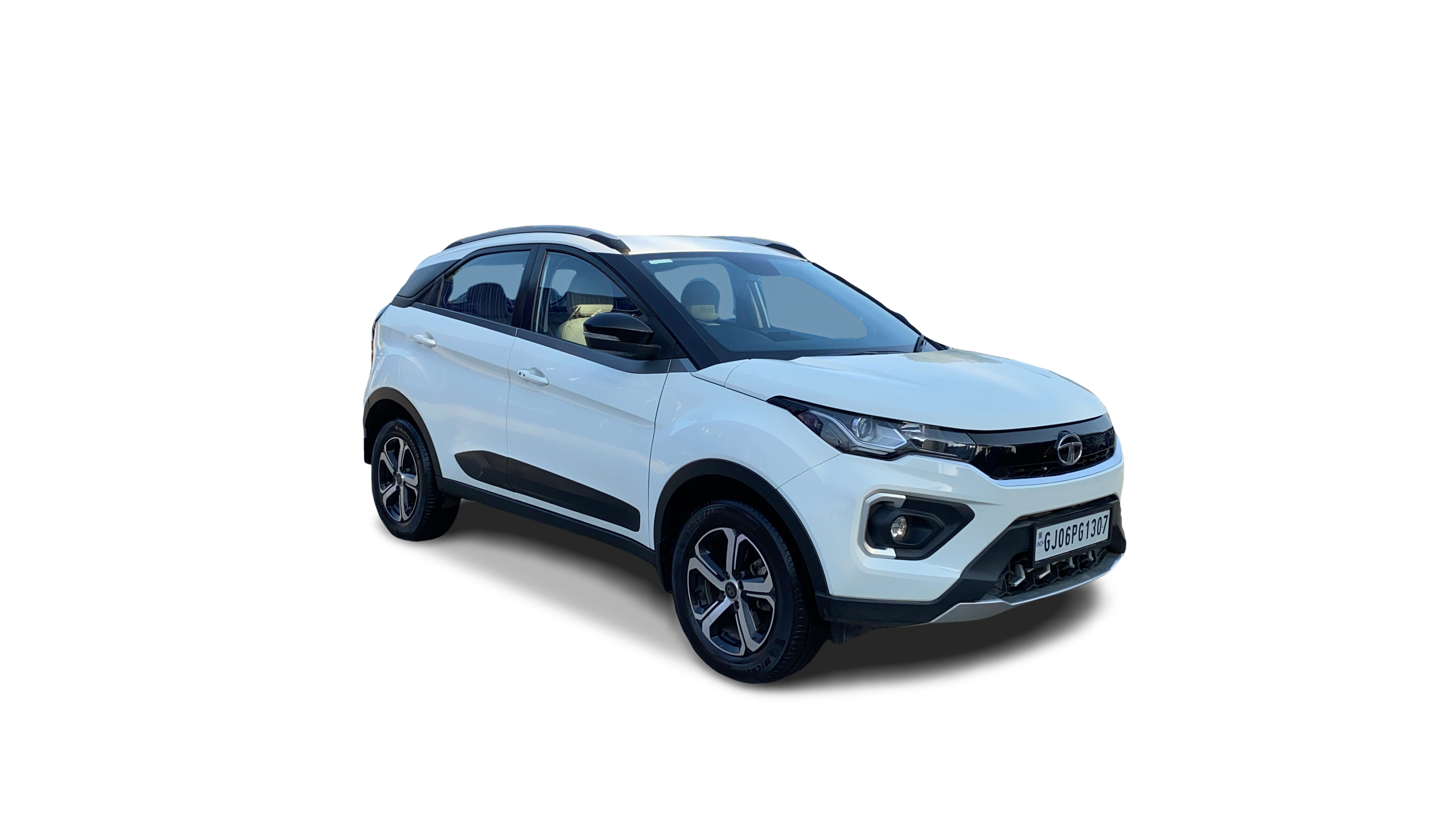 Tata NEXON-img