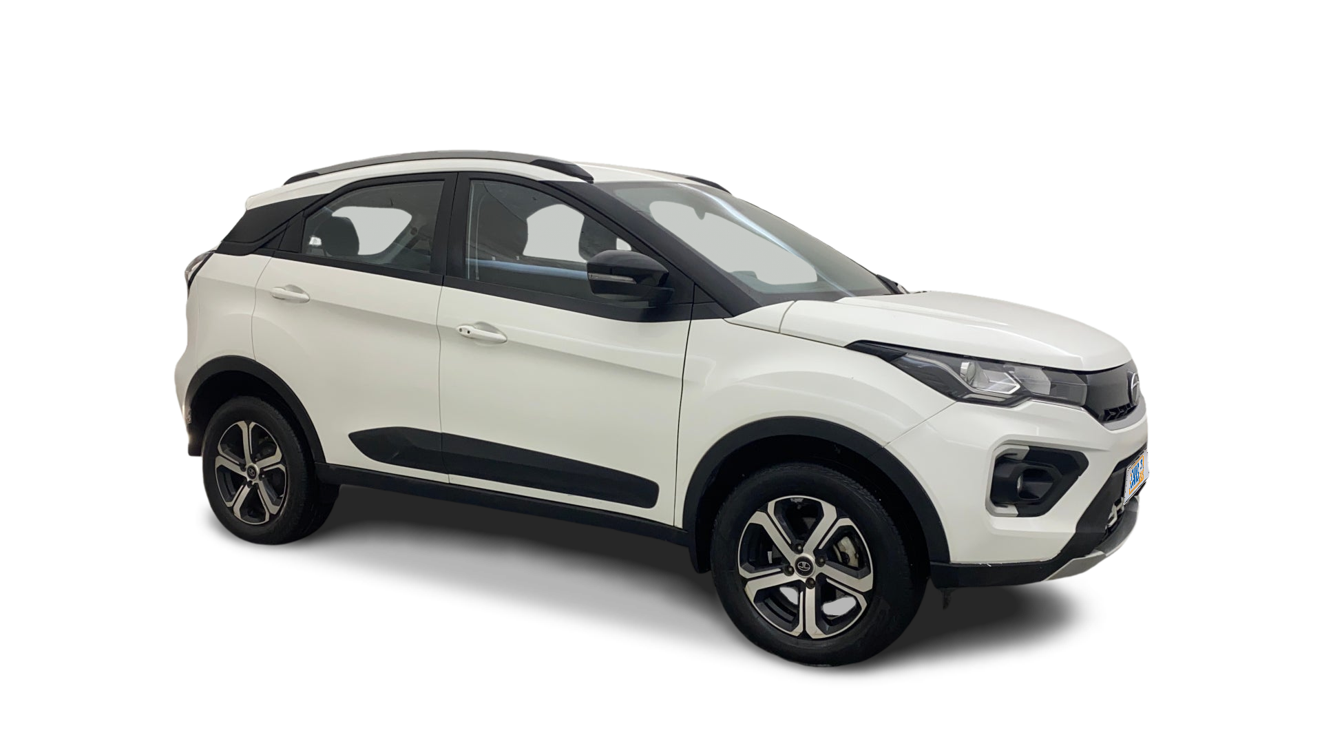 Tata NEXON-img