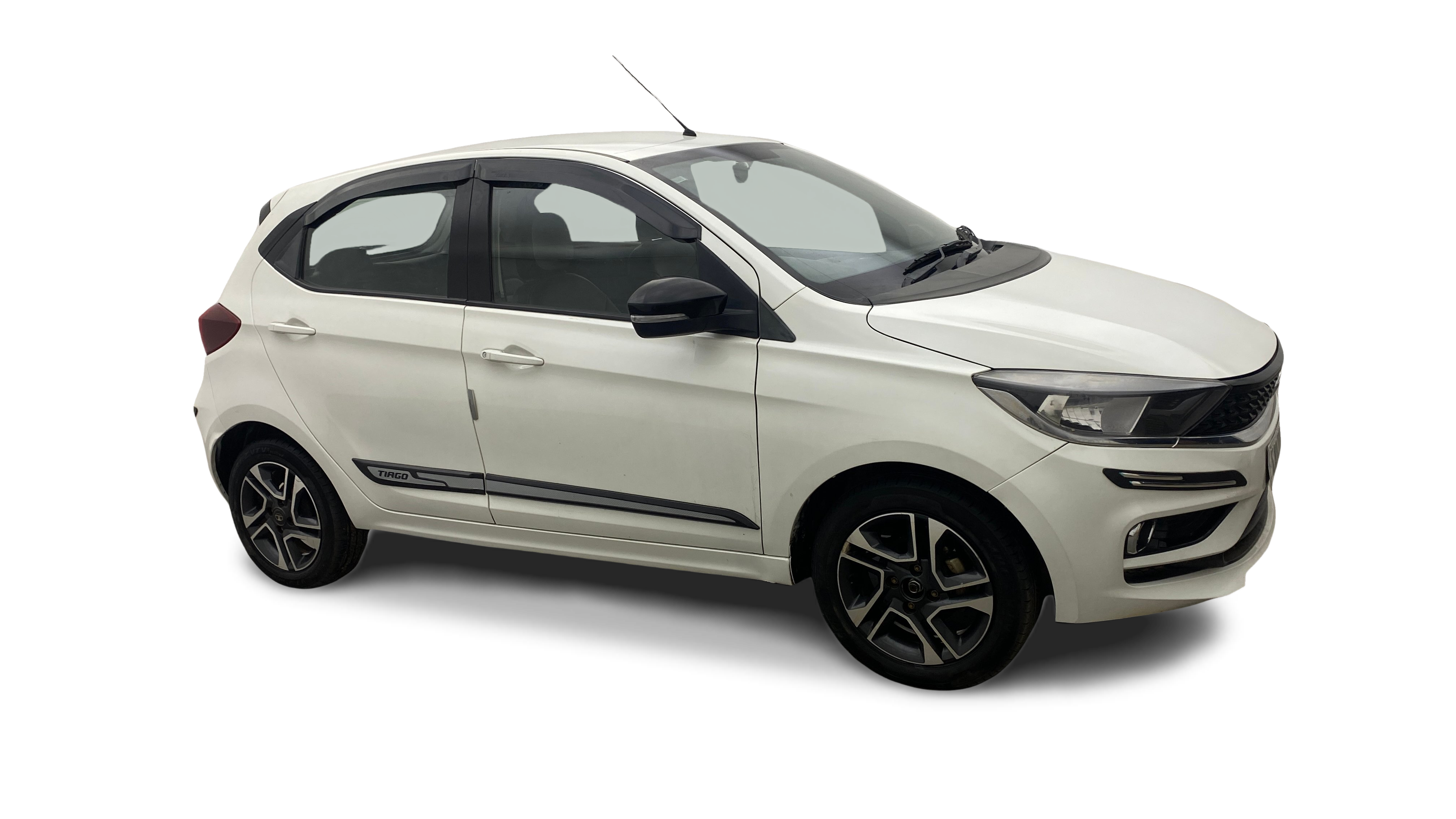 2020 Tata Tiago - Hatchback - Petrol - Automatic - ₹4.70 lakh