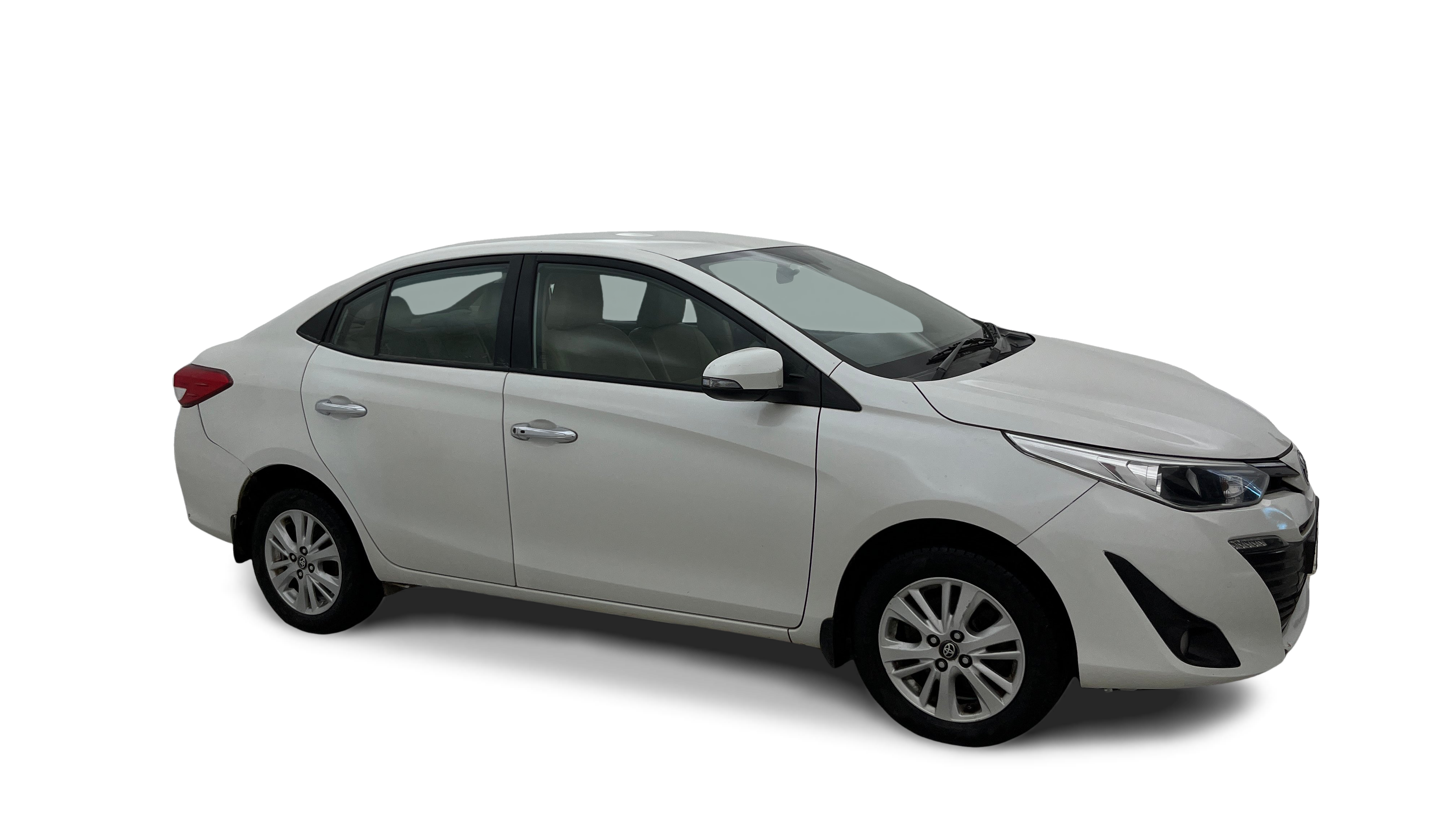 2018 Toyota YARIS - Sedan - Petrol - Automatic - ₹5.79 lakh