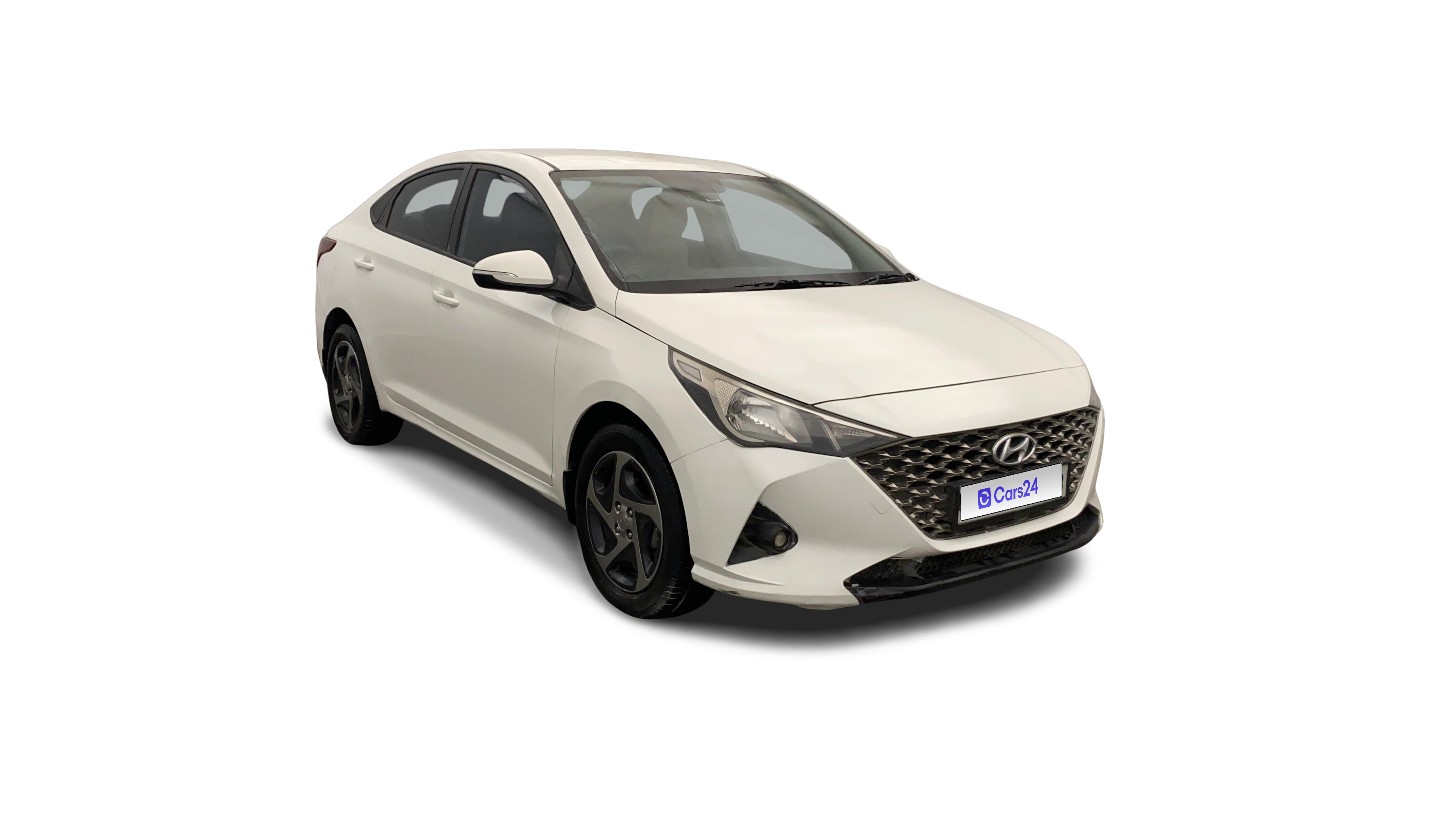 2022 Hyundai Verna - Sedan - Petrol - Manual - ₹7.11 lakh