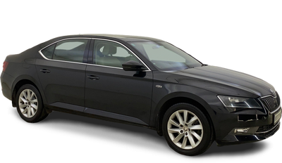 Skoda Superb-img