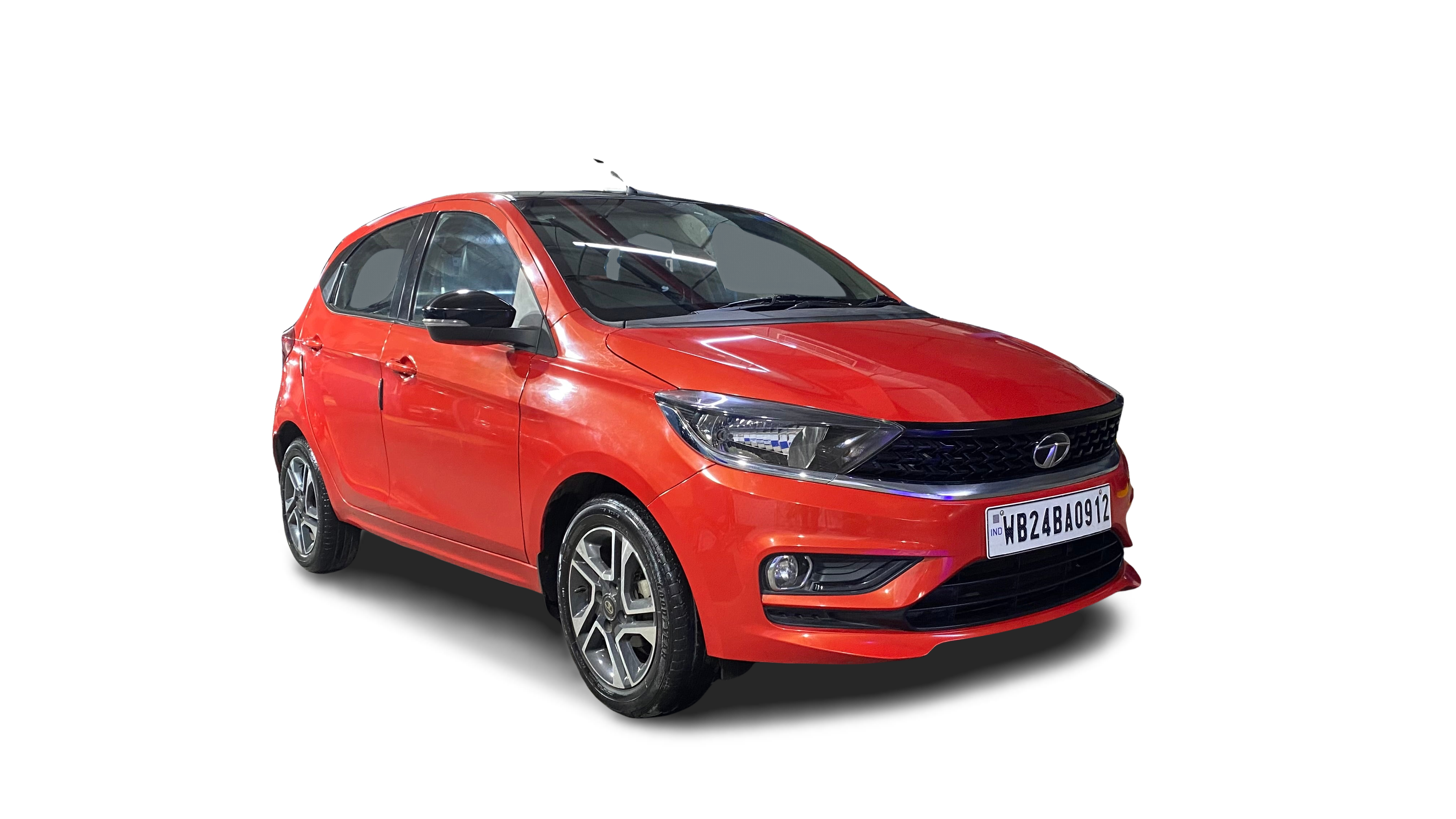 Tata Tiago-img
