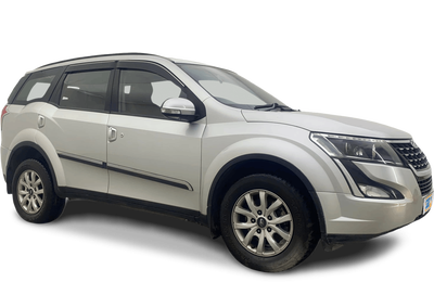 Mahindra XUV500-img