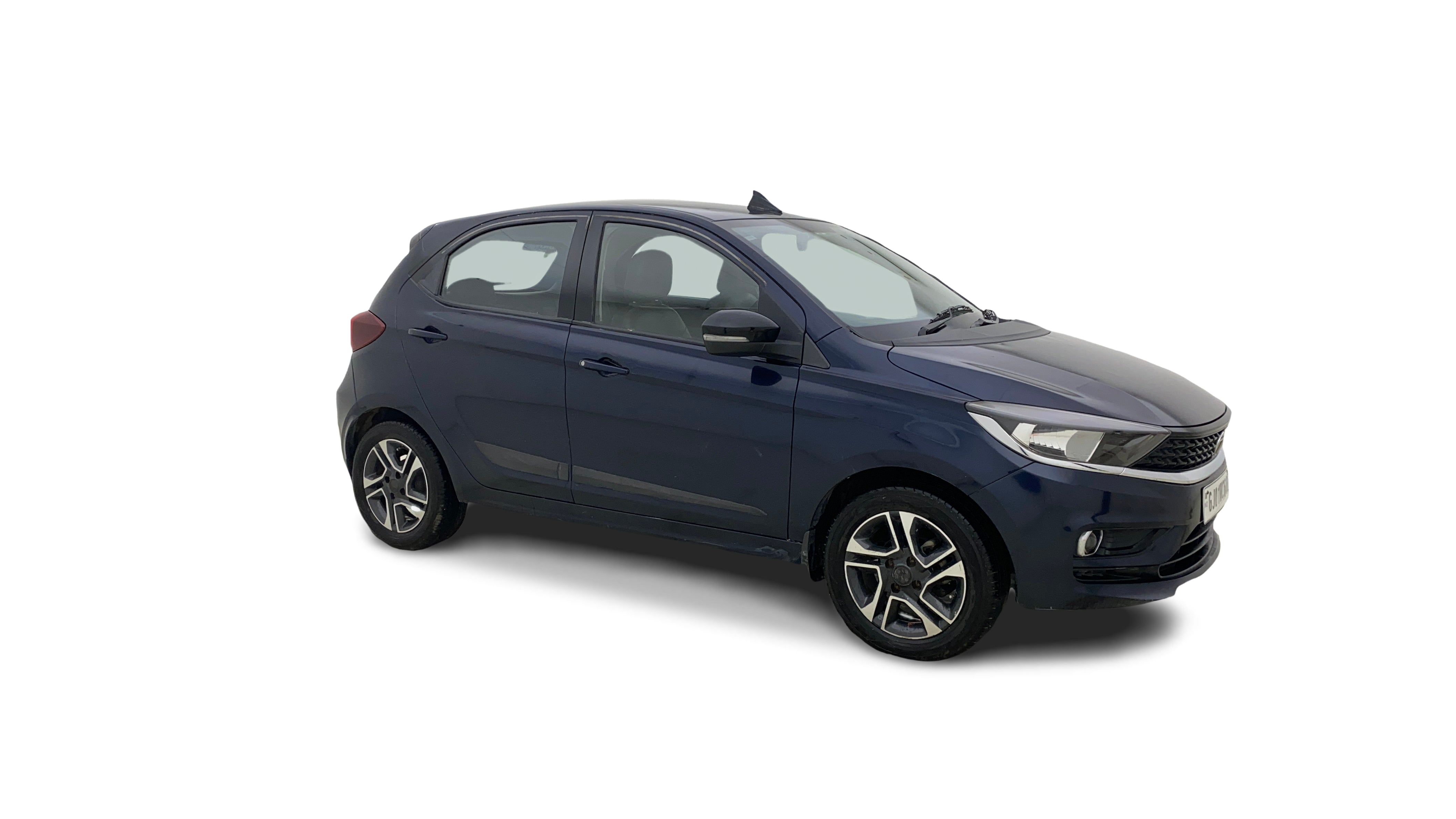 Tata Tiago-img