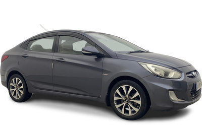Hyundai Verna-img