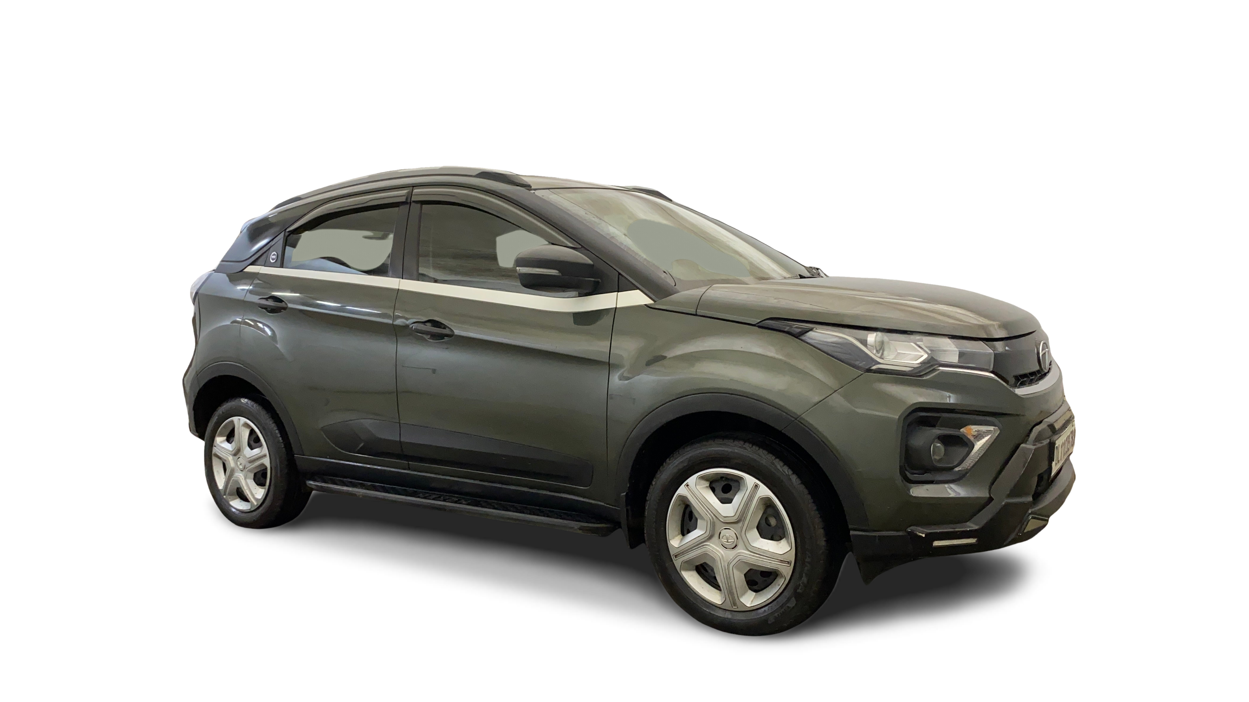 Tata NEXON-img