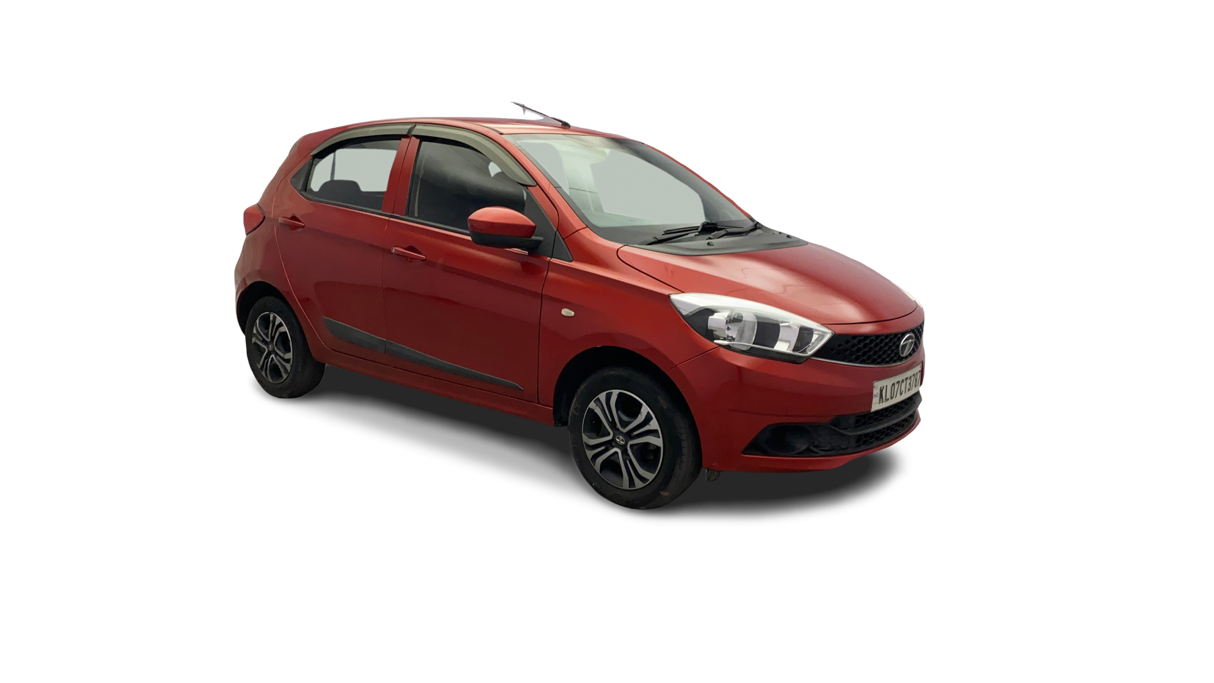 Tata Tiago-img