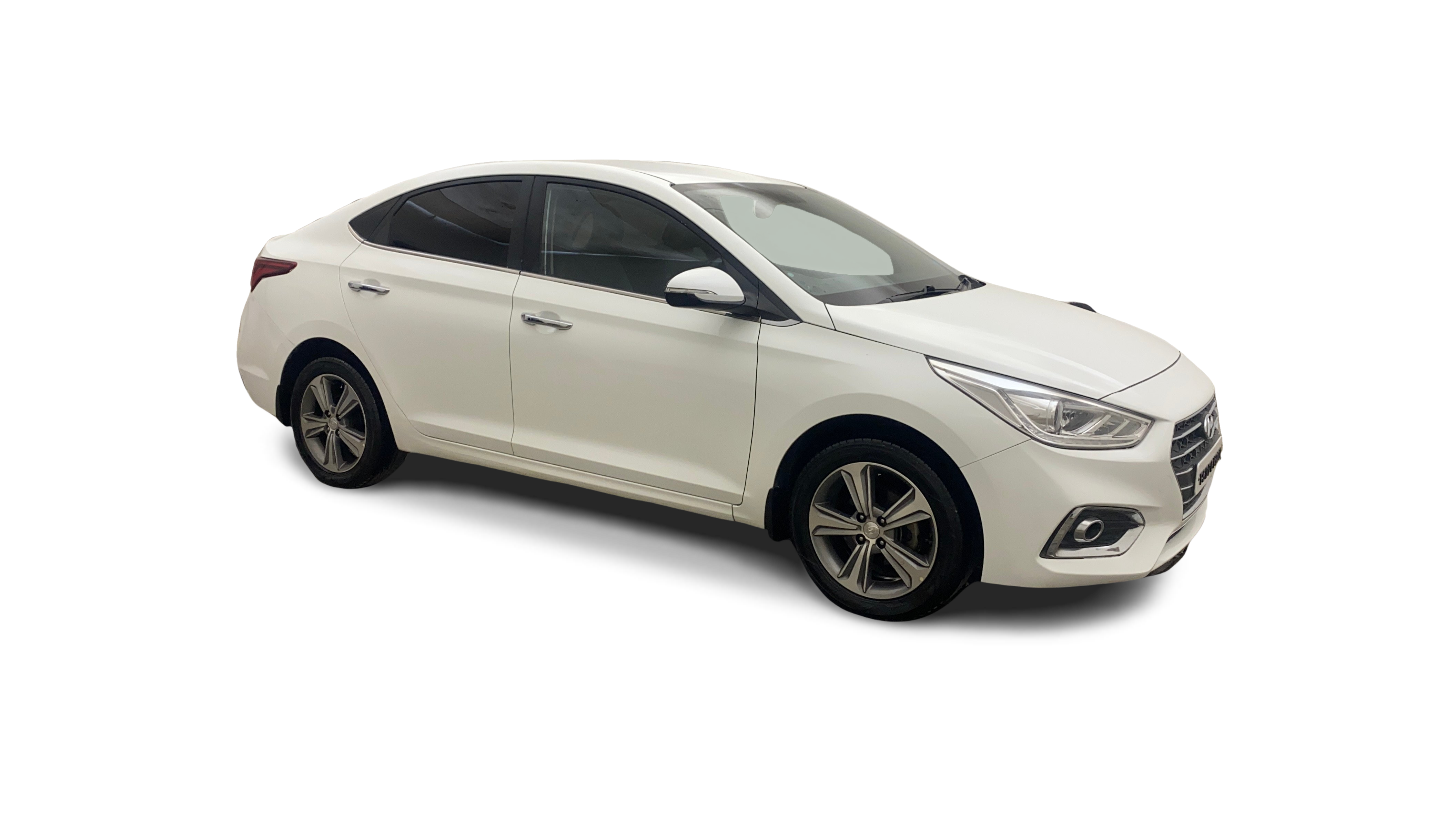 2019 Hyundai Verna - Sedan - Petrol - Manual - ₹6.94 lakh