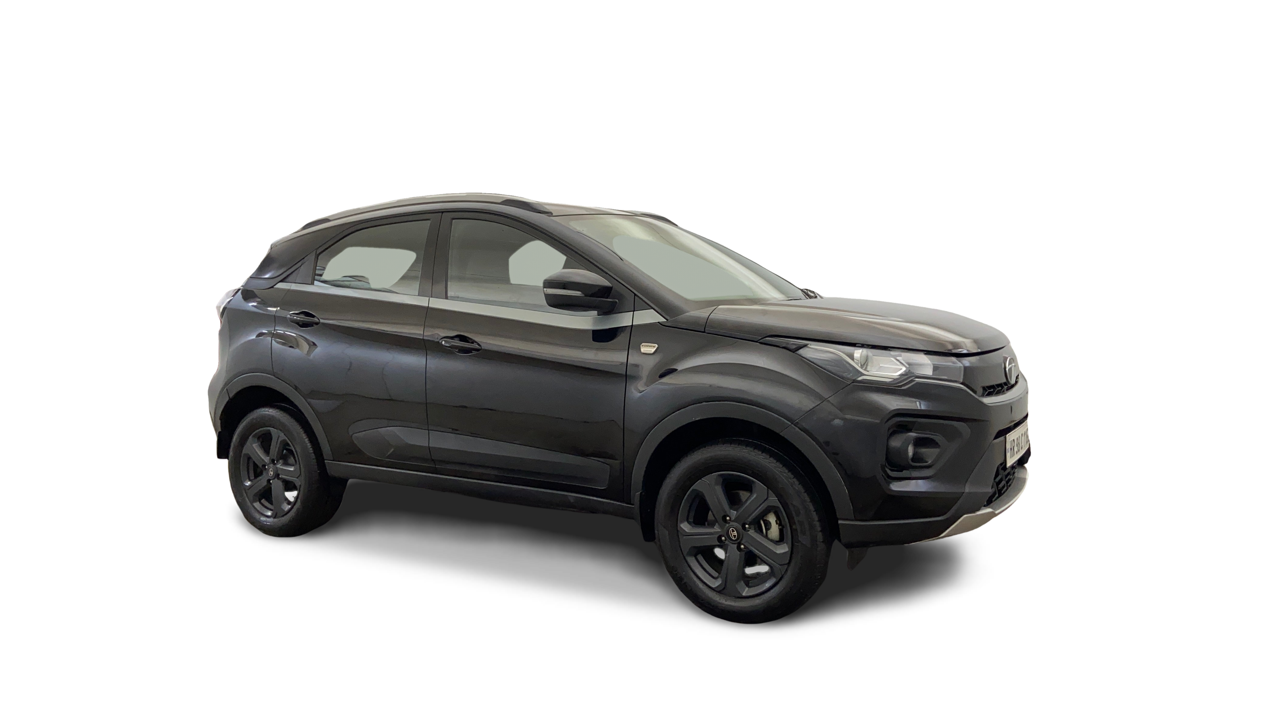 Tata NEXON-img