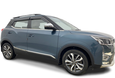 Mahindra XUV300-img