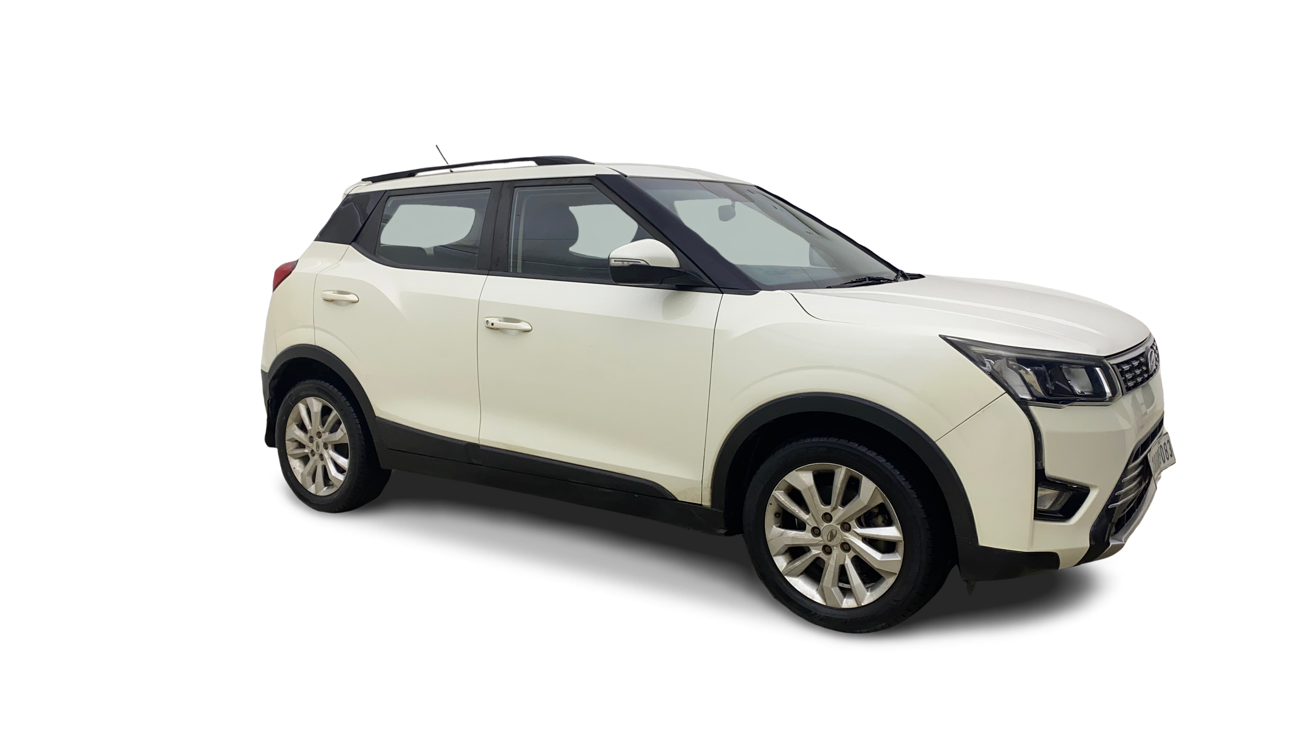 2020 Mahindra XUV300 - SUV - Petrol - Manual - ₹6.38 lakh