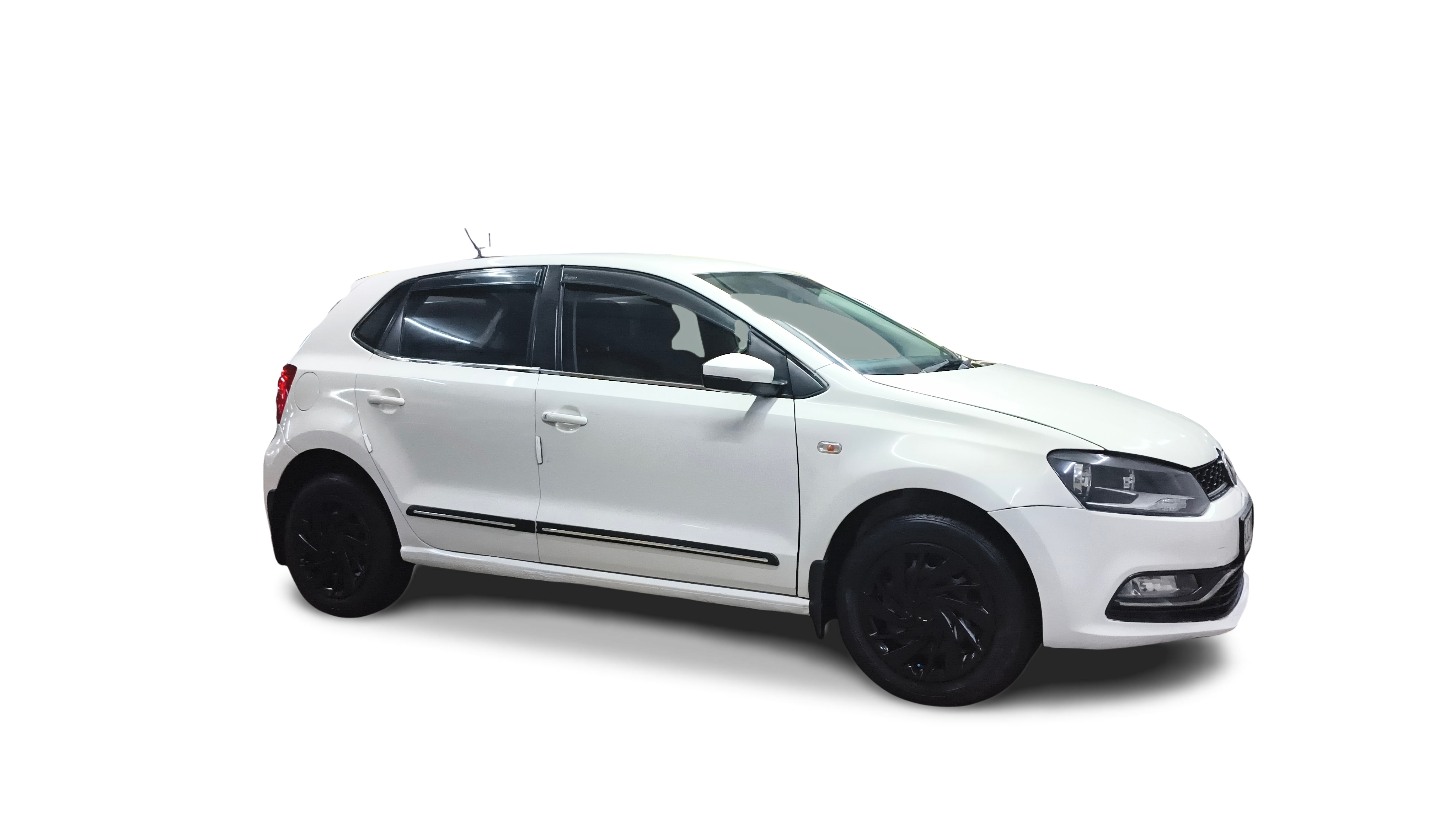 2017 Volkswagen Polo - Hatchback - Petrol - Manual - ₹3.64 lakh