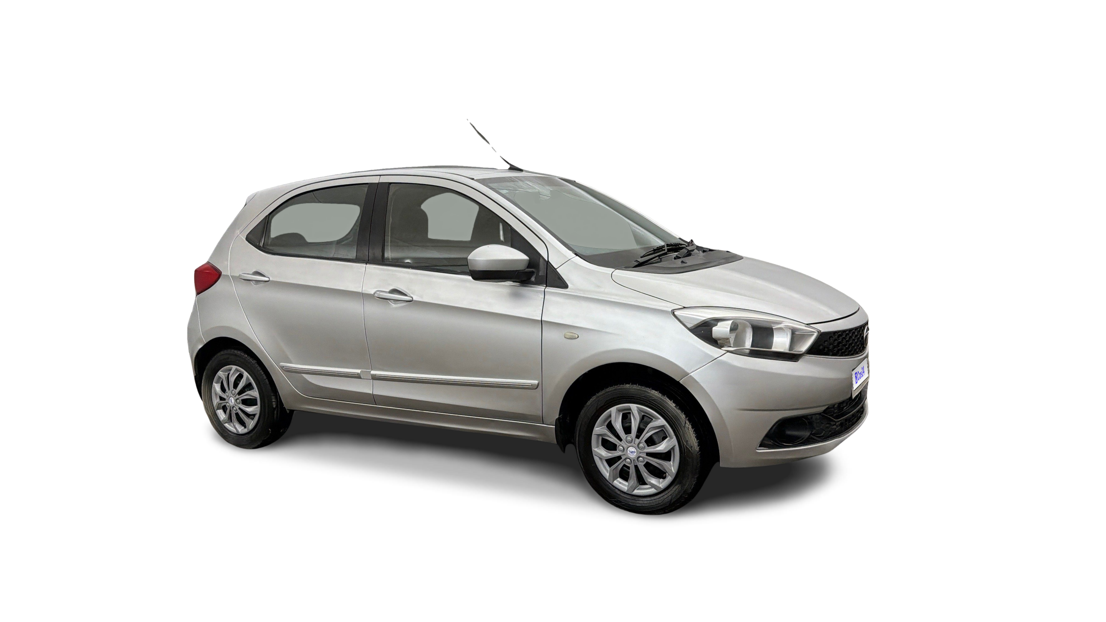 2016 Tata Tiago - Hatchback - Petrol - Manual - ₹2.34 lakh