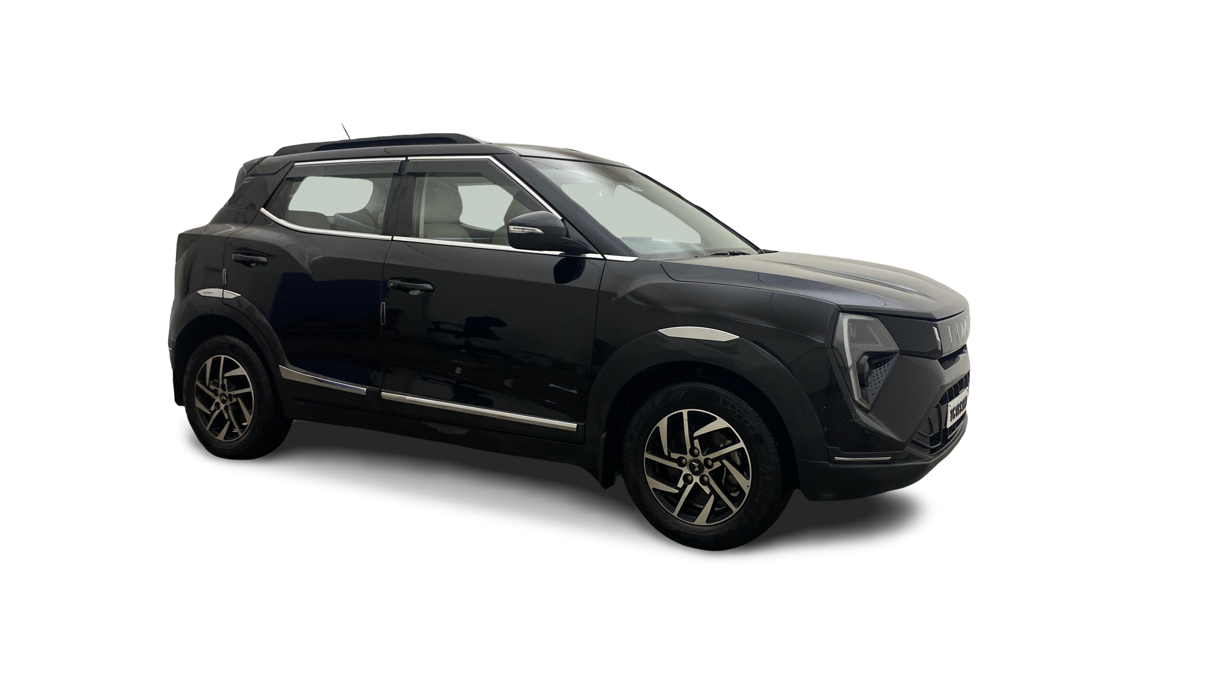 2025 Mahindra XUV 3XO - SUV - Petrol - Automatic - ₹10.81 lakh