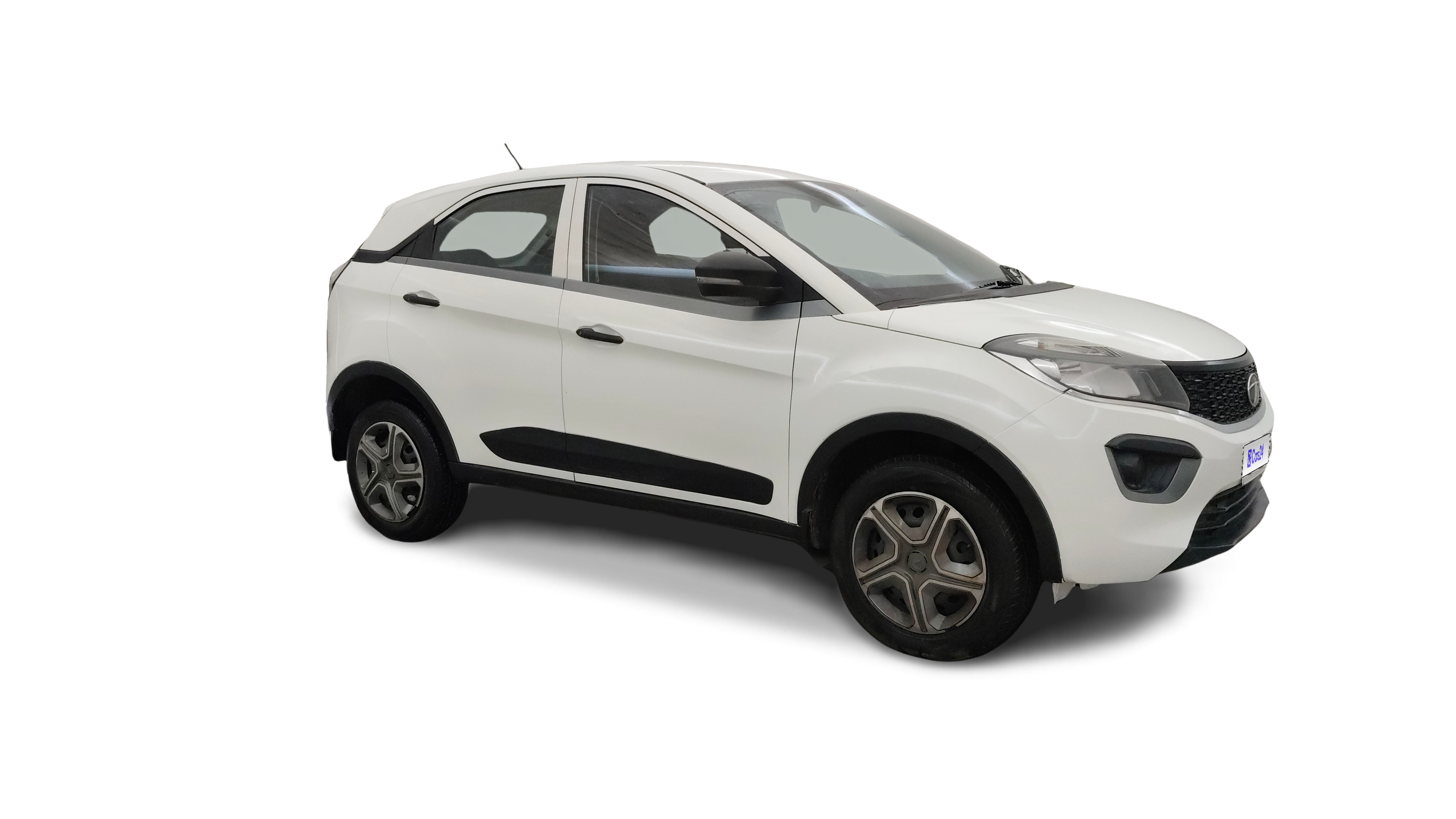 2018 Tata NEXON - SUV - Petrol - Manual - ₹4.65 lakh