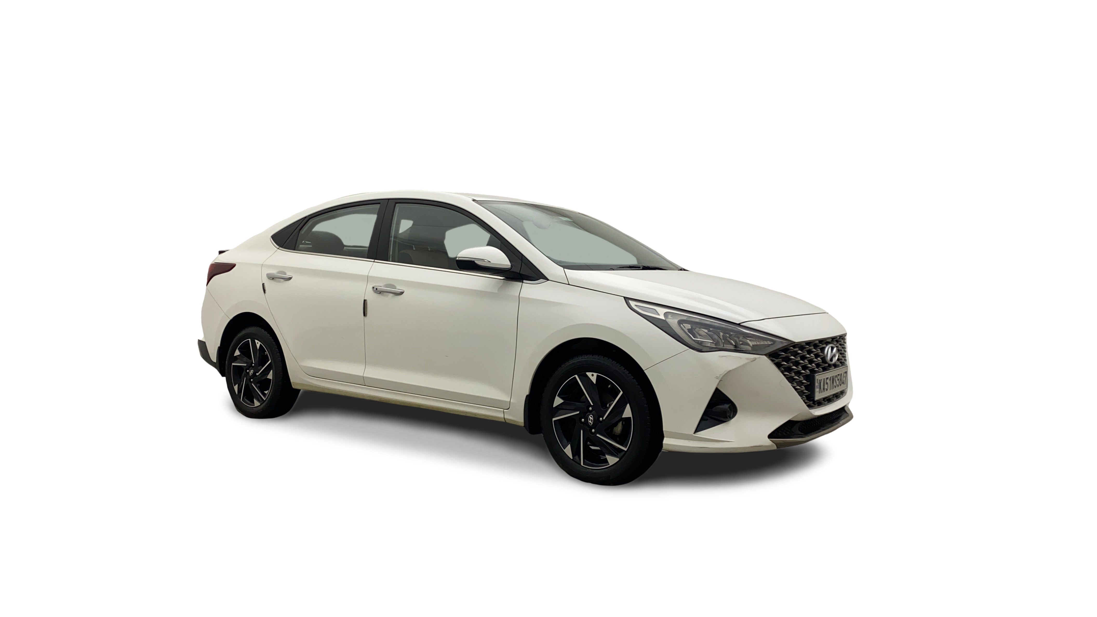 Hyundai Verna-img
