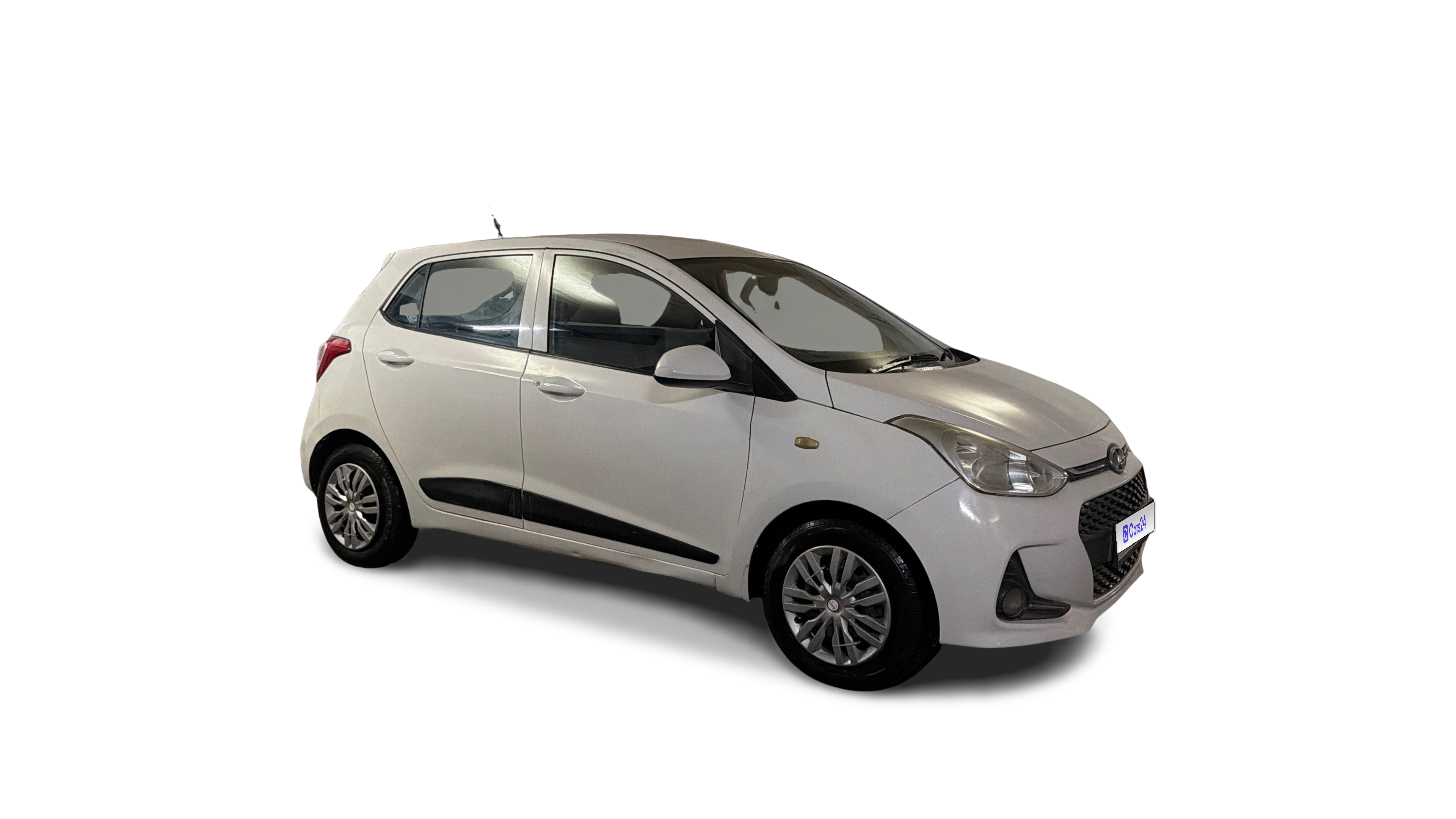 2017 Hyundai Grand i10 - Hatchback - CNG - Manual - ₹3.22 lakh