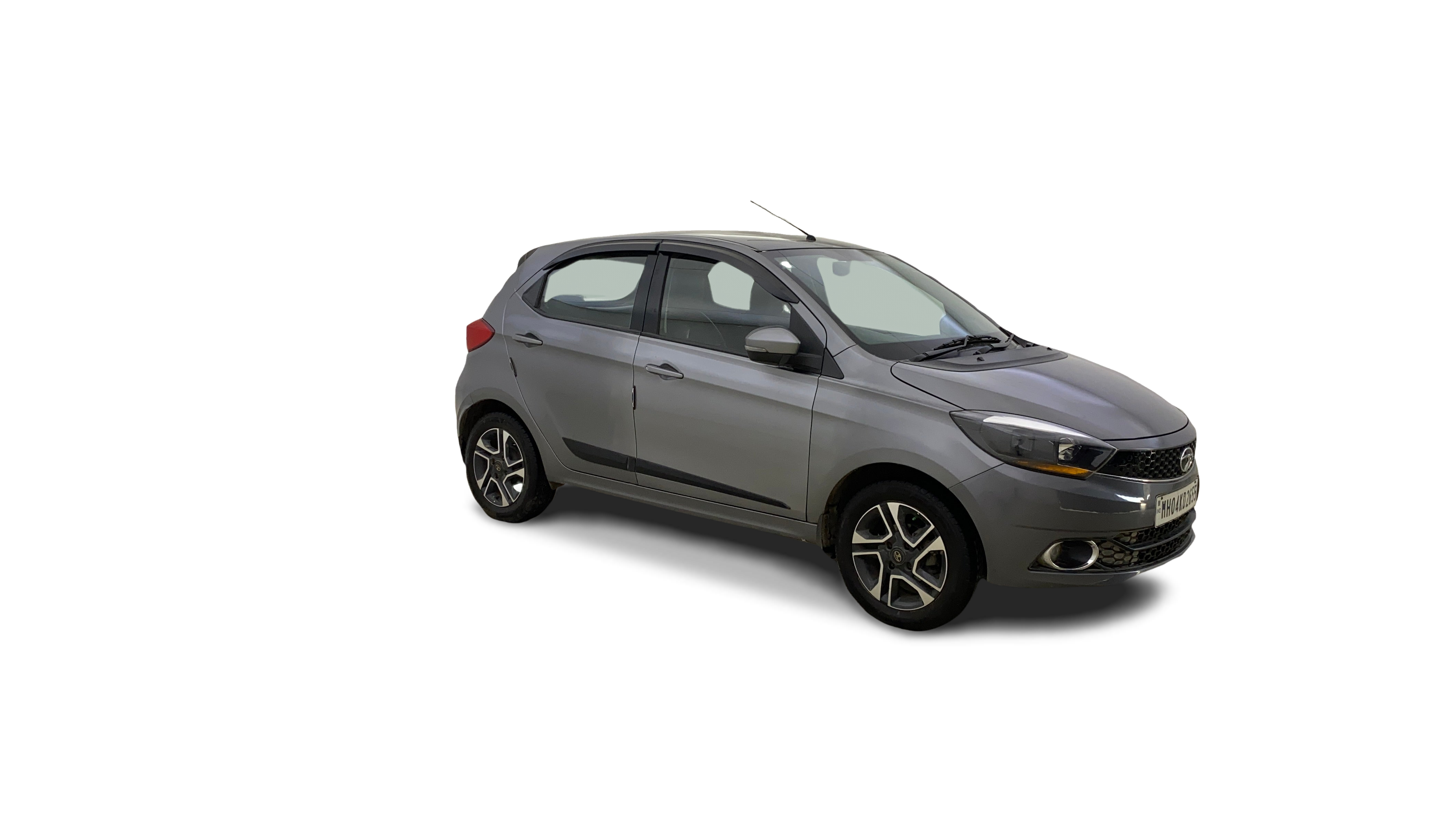 2019 Tata Tiago - Hatchback - Petrol - Automatic - ₹3.83 lakh
