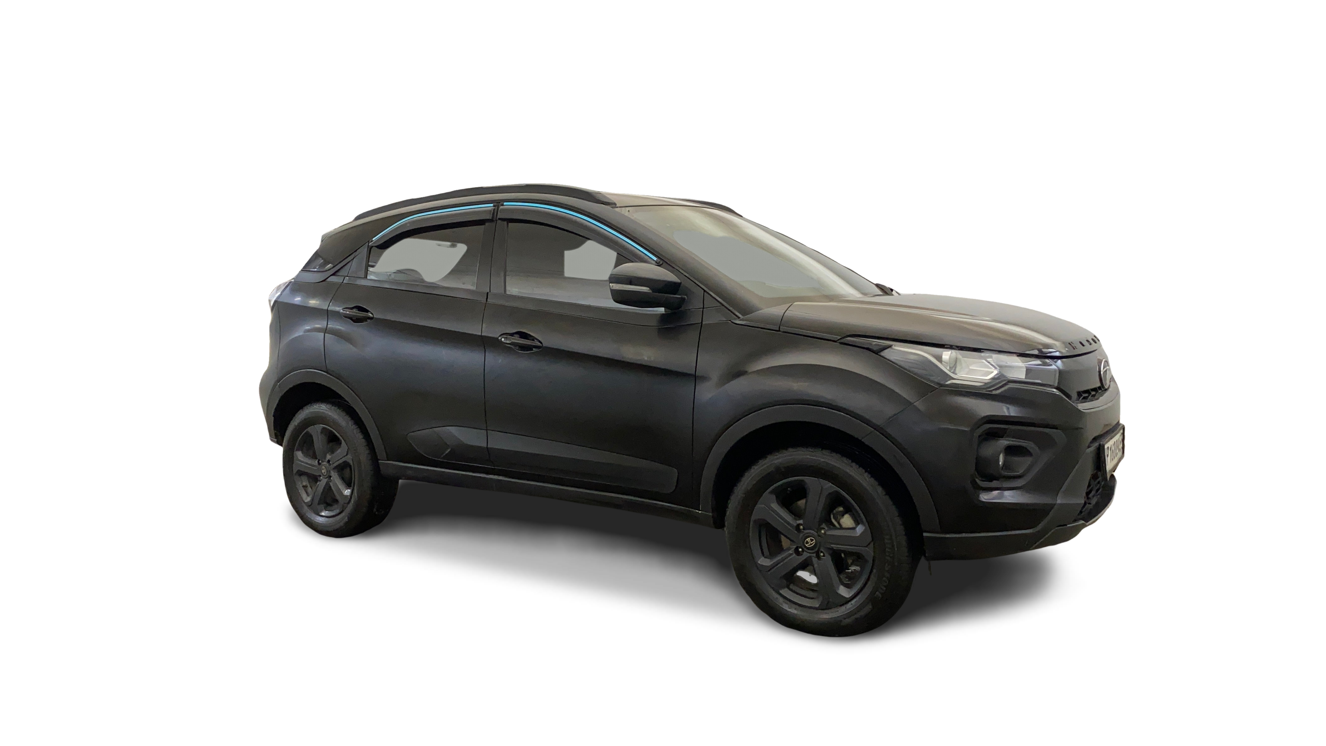 Tata NEXON-img