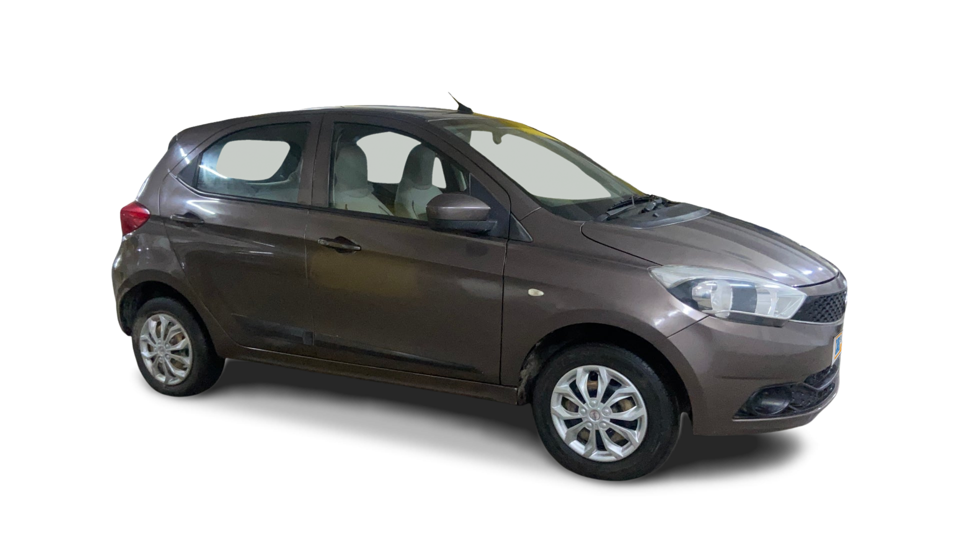 Tata Tiago-img